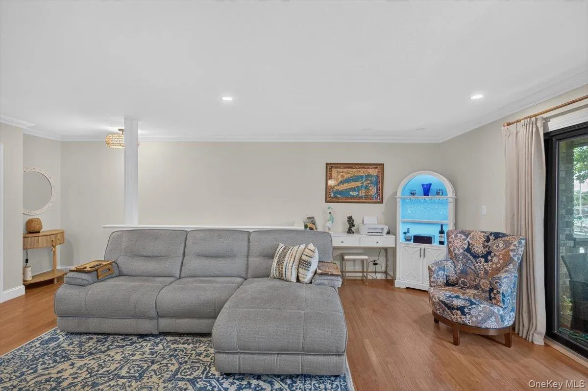 263 River Avenue, Brookhaven, NY, 1 Bedroom Bedrooms, 4 Rooms Rooms,1 BathroomBathrooms,Residential,For Rent,River,0,1023448 263 River Avenue, Brookhaven, NY, 1 Bedroom Bedrooms, 4 Rooms Rooms,1 BathroomBathrooms,Residential,For Rent,River,0,1023448