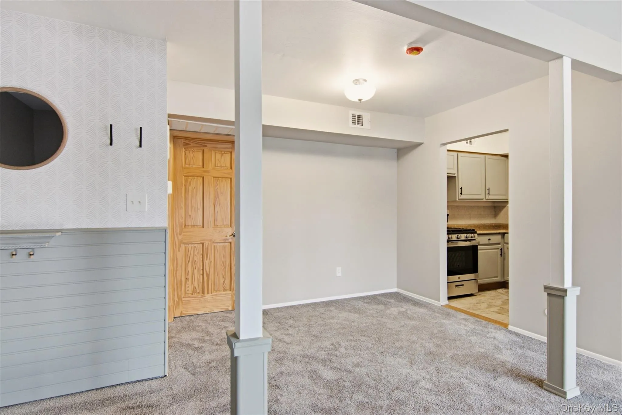 58 Bailey Court, Brookhaven, NY, 1 Bedroom Bedrooms, 3 Rooms Rooms,1 BathroomBathrooms,Residential,For Rent,Bailey,0,1023449 58 Bailey Court, Brookhaven, NY, 1 Bedroom Bedrooms, 3 Rooms Rooms,1 BathroomBathrooms,Residential,For Rent,Bailey,0,1023449