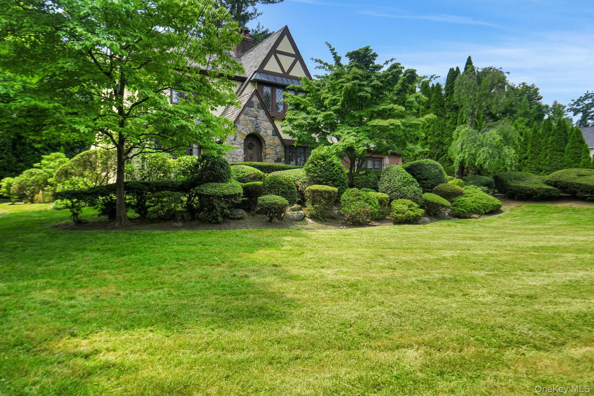 46 Fenimore Road, Scarsdale, NY, 5 Bedrooms Bedrooms, 15 Rooms Rooms,3 BathroomsBathrooms,Residential Lease,For Rent,Fenimore,0,1023451 46 Fenimore Road, Scarsdale, NY, 5 Bedrooms Bedrooms, 15 Rooms Rooms,3 BathroomsBathrooms,Residential Lease,For Rent,Fenimore,0,1023451