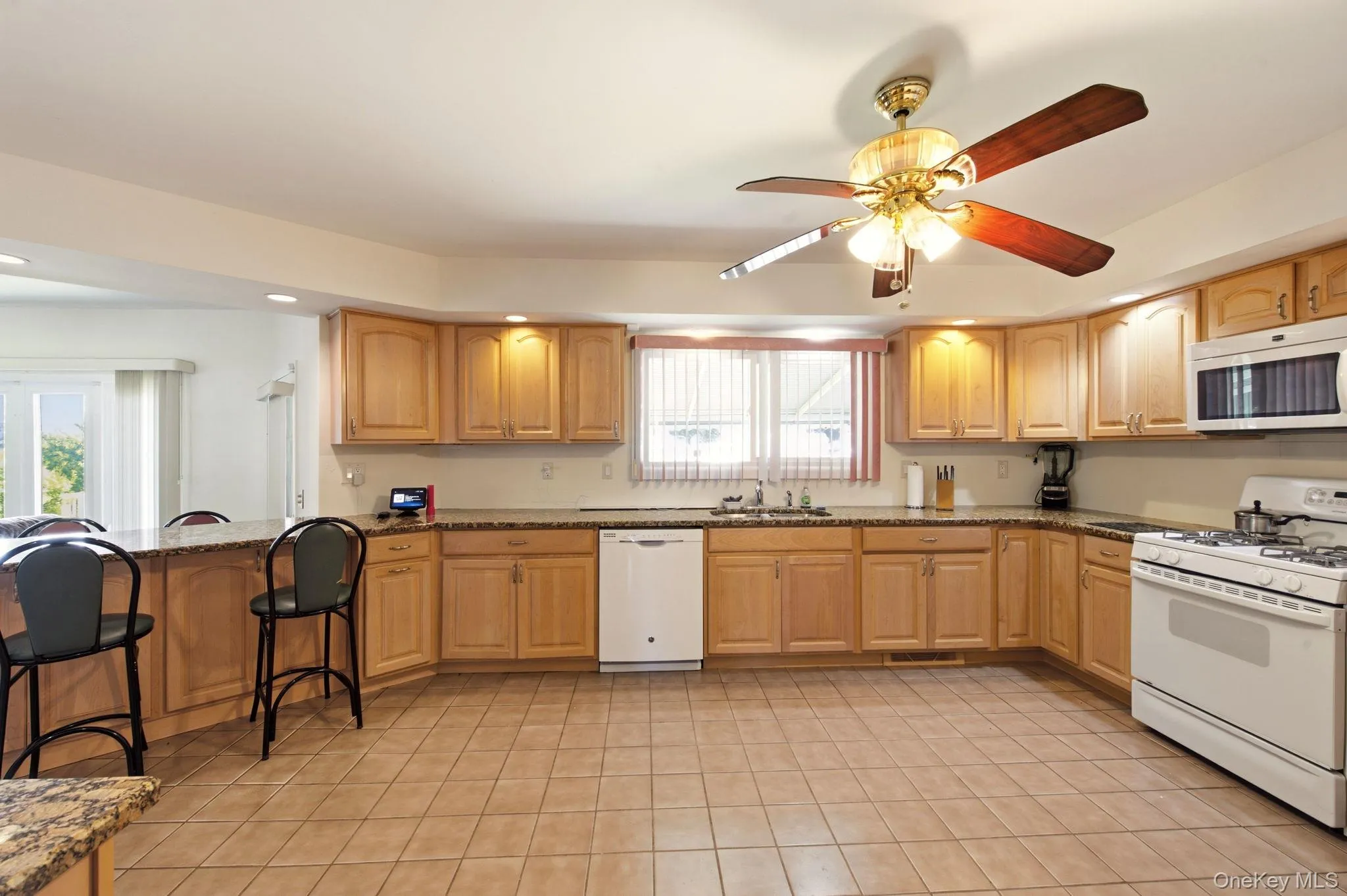 212 Shore Road, Babylon, NY, 2 Bedrooms Bedrooms, 6 Rooms Rooms,2 BathroomsBathrooms,Residential,For Rent,Shore,0,1023453 212 Shore Road, Babylon, NY, 2 Bedrooms Bedrooms, 6 Rooms Rooms,2 BathroomsBathrooms,Residential,For Rent,Shore,0,1023453