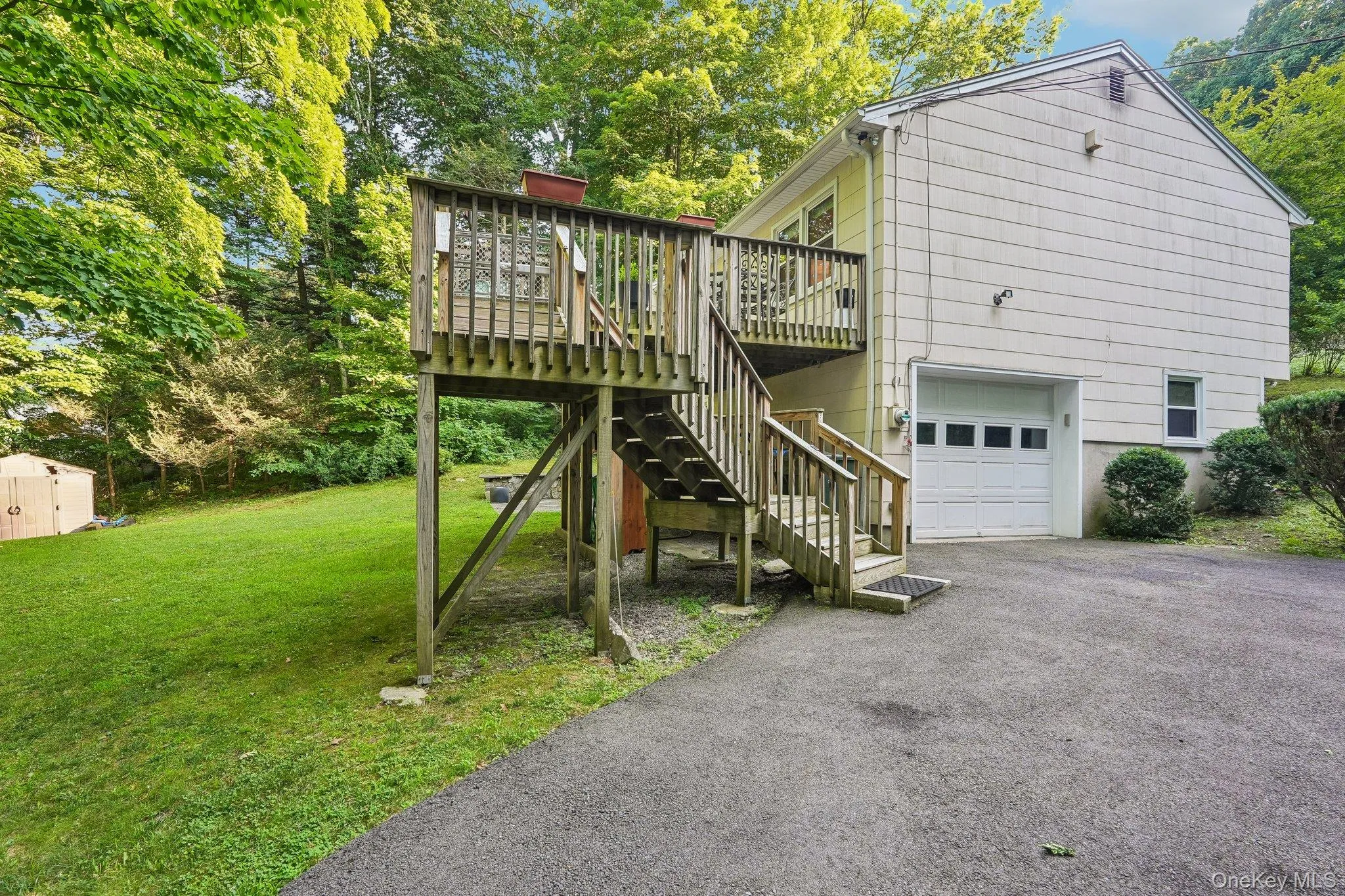 37 Nursery Road, Tuxedo, NY, 3 Bedrooms Bedrooms, 7 Rooms Rooms,1 BathroomBathrooms,Residential,For Rent,Nursery,0,1023454 37 Nursery Road, Tuxedo, NY, 3 Bedrooms Bedrooms, 7 Rooms Rooms,1 BathroomBathrooms,Residential,For Rent,Nursery,0,1023454