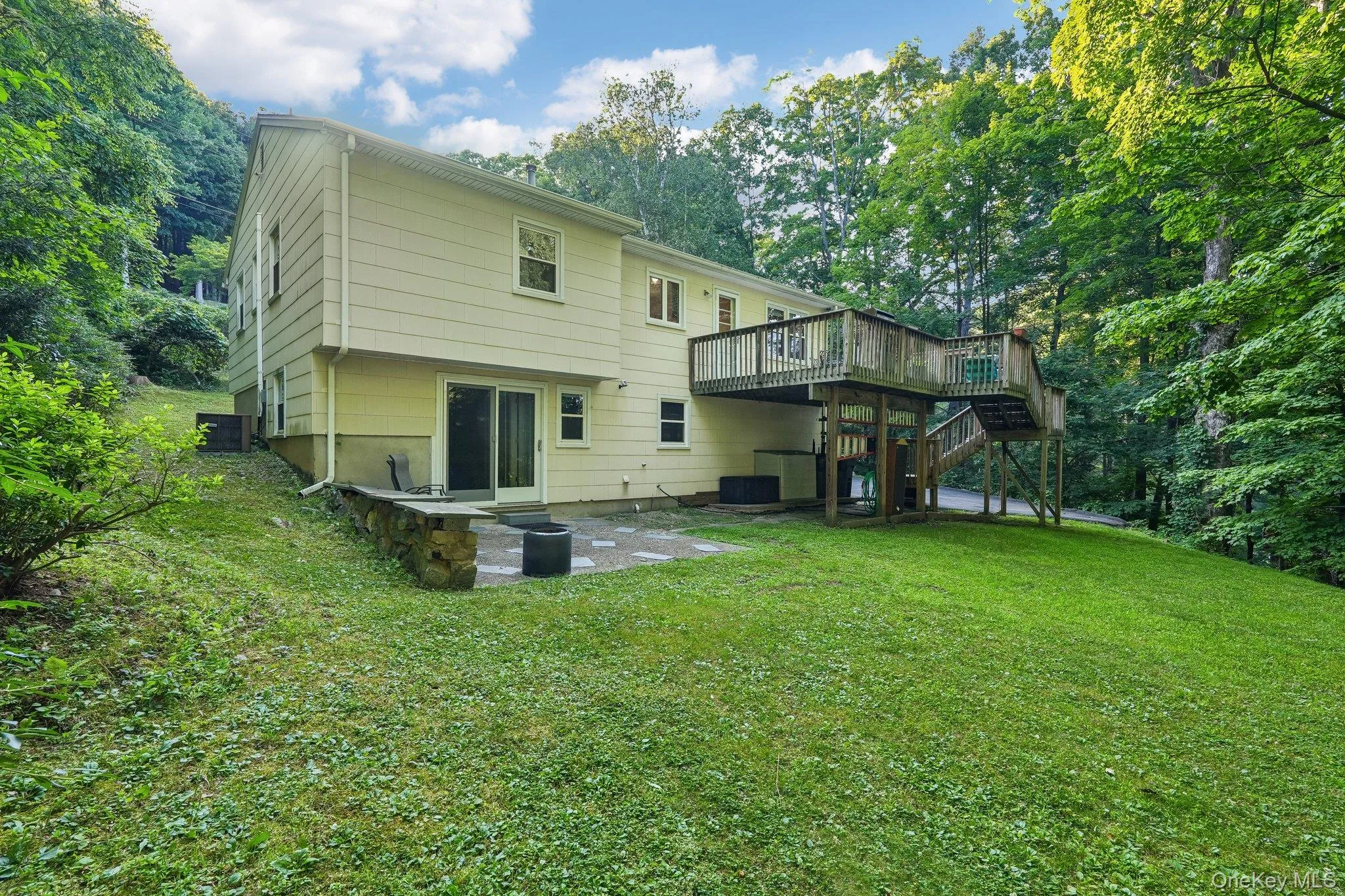 37 Nursery Road, Tuxedo, NY, 3 Bedrooms Bedrooms, 7 Rooms Rooms,1 BathroomBathrooms,Residential,For Rent,Nursery,0,1023454 37 Nursery Road, Tuxedo, NY, 3 Bedrooms Bedrooms, 7 Rooms Rooms,1 BathroomBathrooms,Residential,For Rent,Nursery,0,1023454