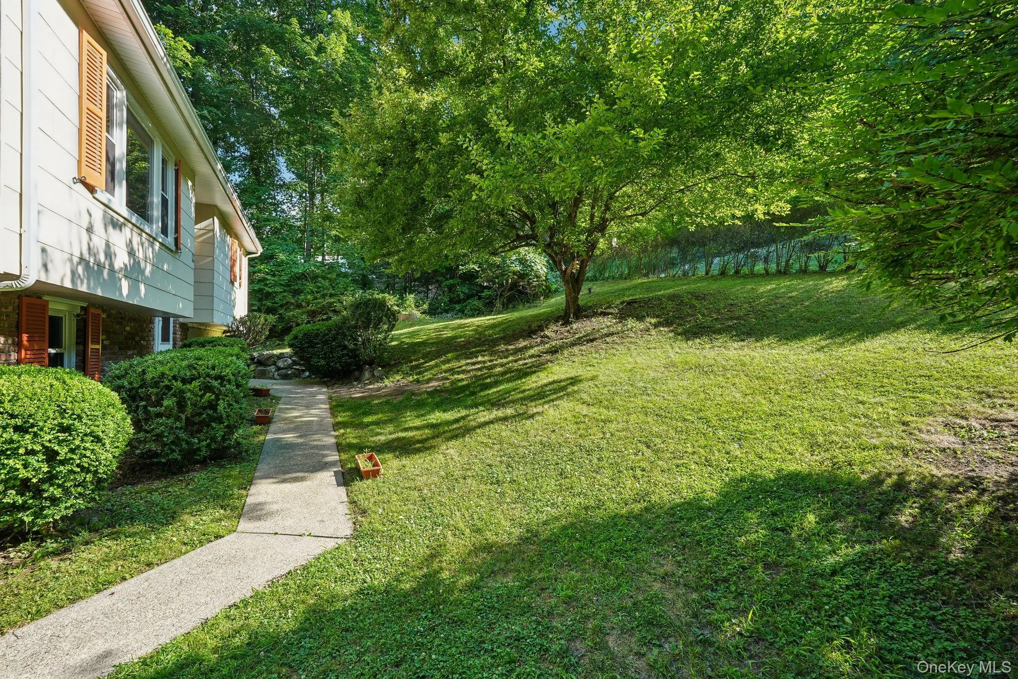 37 Nursery Road, Tuxedo, NY, 3 Bedrooms Bedrooms, 7 Rooms Rooms,1 BathroomBathrooms,Residential,For Rent,Nursery,0,1023454 37 Nursery Road, Tuxedo, NY, 3 Bedrooms Bedrooms, 7 Rooms Rooms,1 BathroomBathrooms,Residential,For Rent,Nursery,0,1023454