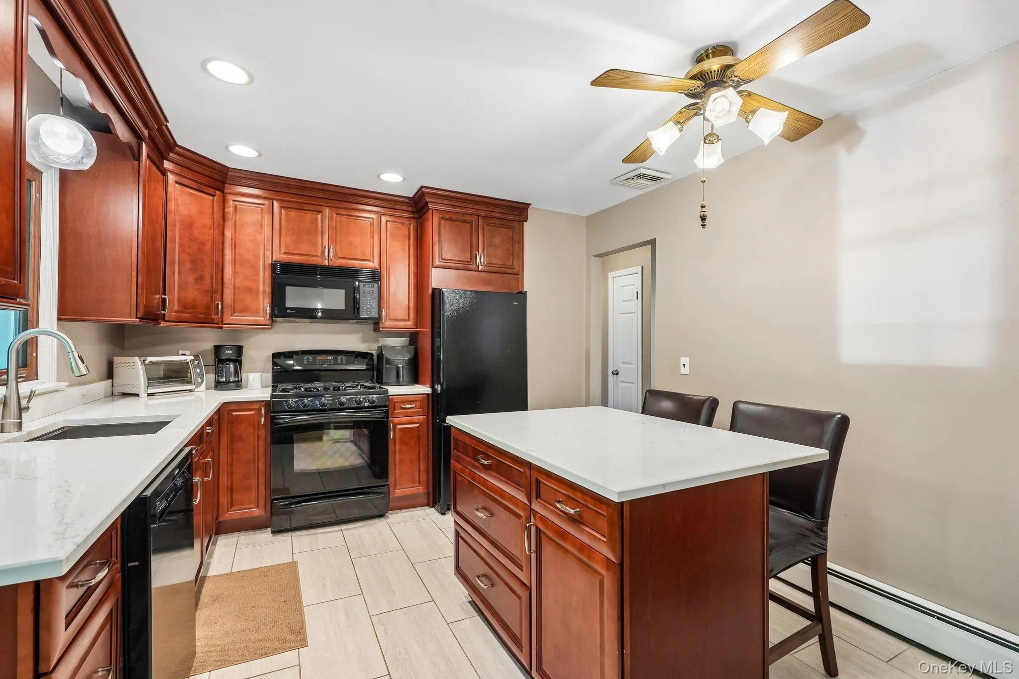 37 Nursery Road, Tuxedo, NY, 3 Bedrooms Bedrooms, 7 Rooms Rooms,1 BathroomBathrooms,Residential,For Rent,Nursery,0,1023454 37 Nursery Road, Tuxedo, NY, 3 Bedrooms Bedrooms, 7 Rooms Rooms,1 BathroomBathrooms,Residential,For Rent,Nursery,0,1023454