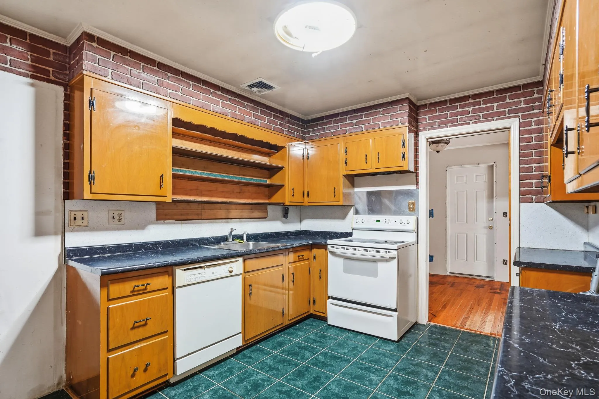 61 Underhill Road, Ossining, NY, 4 Bedrooms Bedrooms, 10 Rooms Rooms,2 BathroomsBathrooms,Residential,For Rent,Underhill,0,1023457 61 Underhill Road, Ossining, NY, 4 Bedrooms Bedrooms, 10 Rooms Rooms,2 BathroomsBathrooms,Residential,For Rent,Underhill,0,1023457