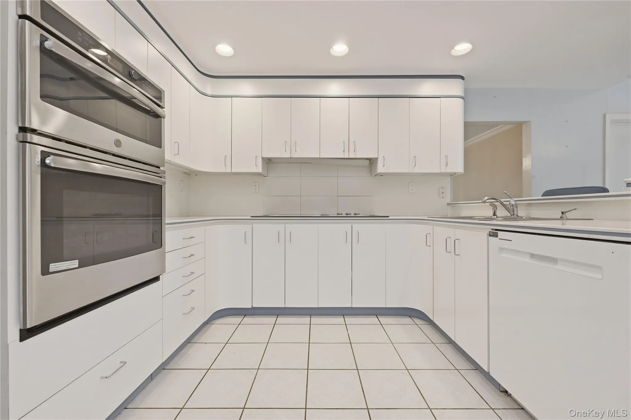 2640 Harvey Avenue, Hempstead, NY, 4 Bedrooms Bedrooms, 10 Rooms Rooms,2 BathroomsBathrooms,Residential,For Rent,Harvey,0,1023458 2640 Harvey Avenue, Hempstead, NY, 4 Bedrooms Bedrooms, 10 Rooms Rooms,2 BathroomsBathrooms,Residential,For Rent,Harvey,0,1023458
