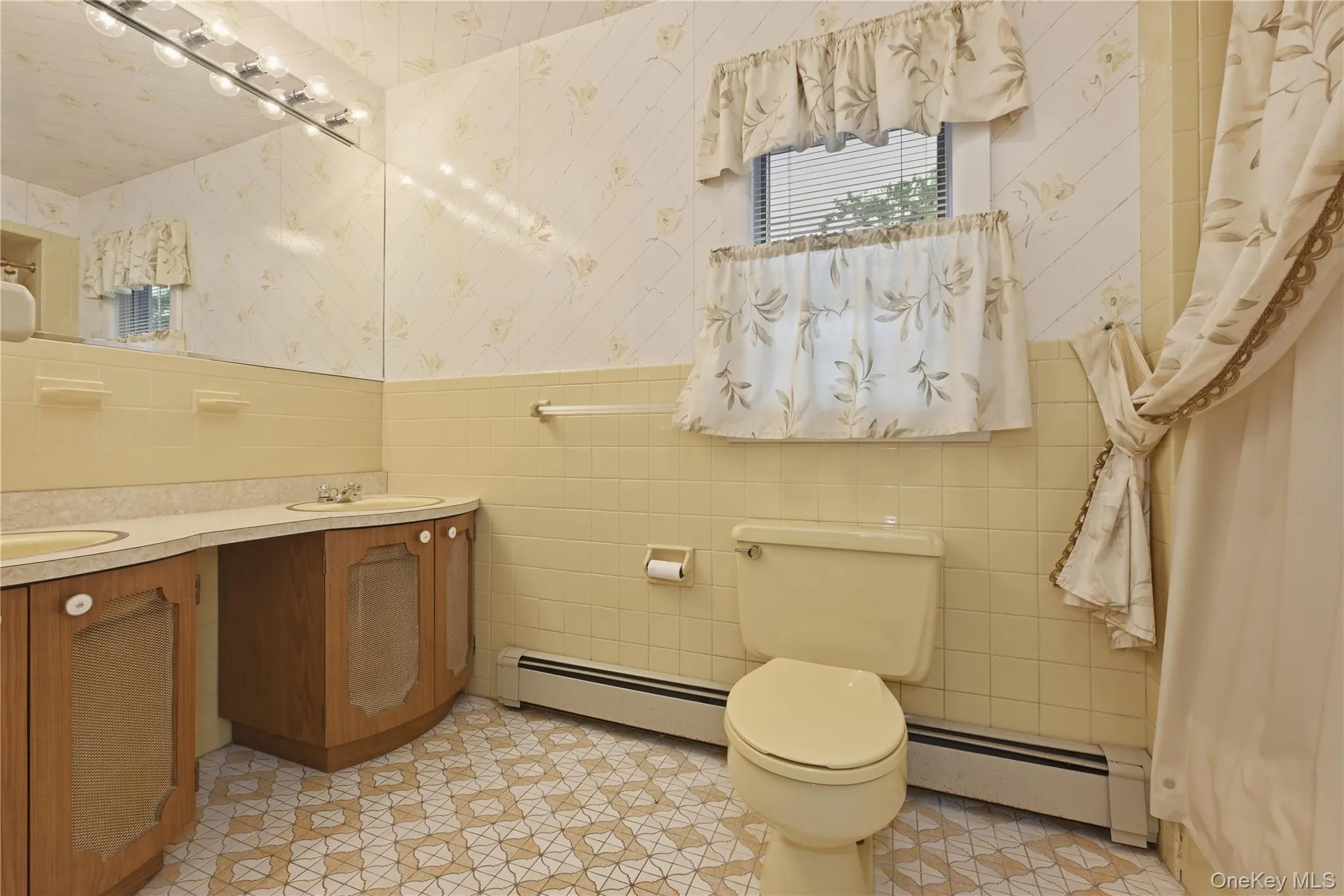 2640 Harvey Avenue, Hempstead, NY, 4 Bedrooms Bedrooms, 10 Rooms Rooms,2 BathroomsBathrooms,Residential,For Rent,Harvey,0,1023458 2640 Harvey Avenue, Hempstead, NY, 4 Bedrooms Bedrooms, 10 Rooms Rooms,2 BathroomsBathrooms,Residential,For Rent,Harvey,0,1023458