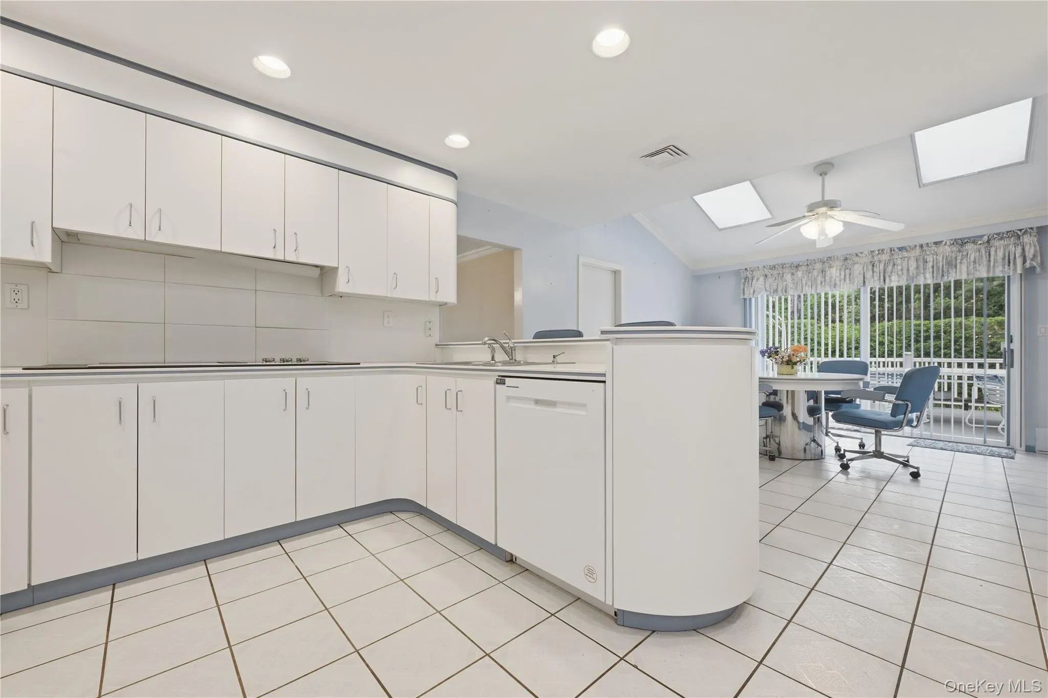 2640 Harvey Avenue, Hempstead, NY, 4 Bedrooms Bedrooms, 10 Rooms Rooms,2 BathroomsBathrooms,Residential,For Rent,Harvey,0,1023458 2640 Harvey Avenue, Hempstead, NY, 4 Bedrooms Bedrooms, 10 Rooms Rooms,2 BathroomsBathrooms,Residential,For Rent,Harvey,0,1023458