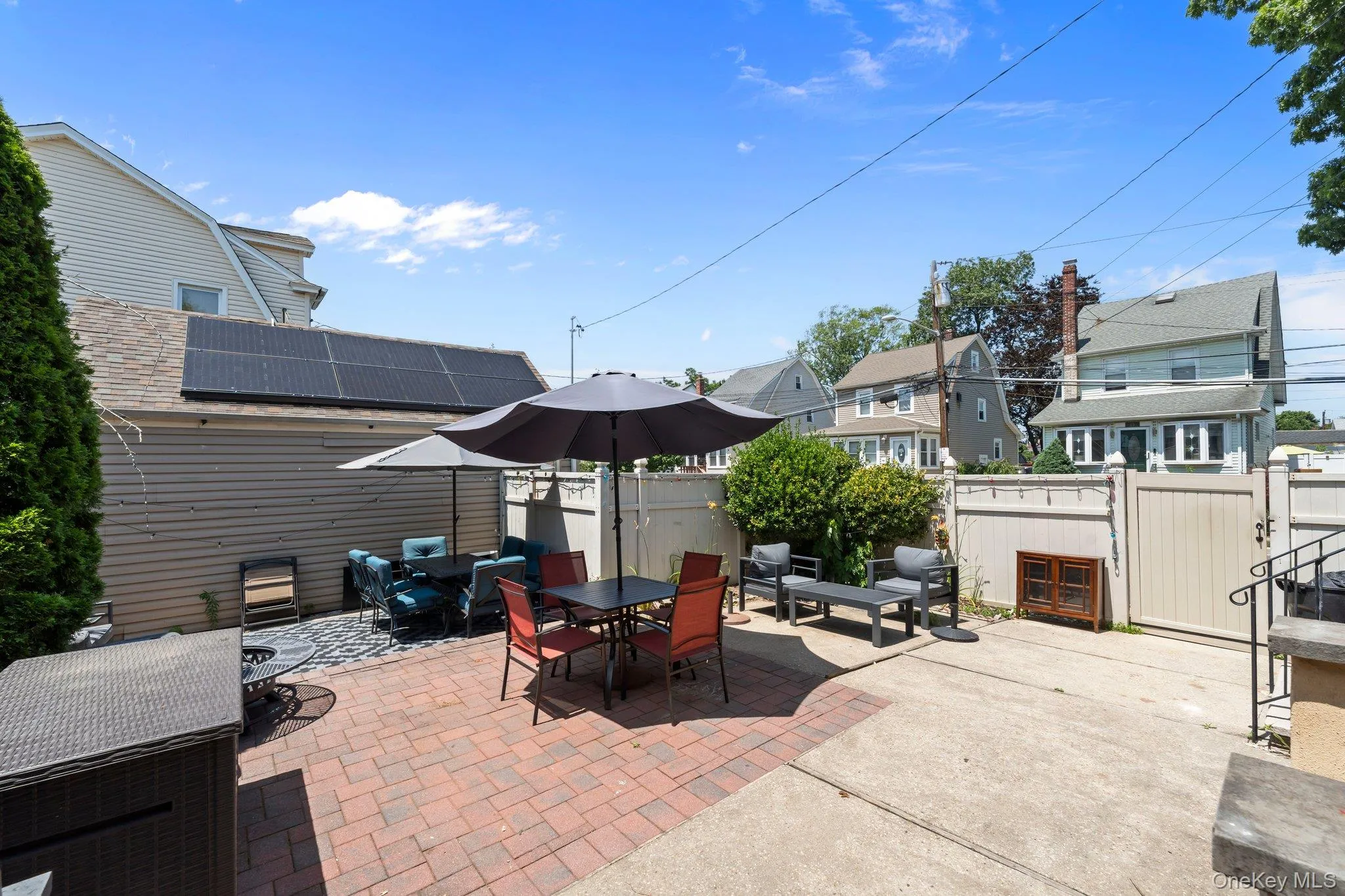 40 East Avenue, Hempstead, NY, 3 Bedrooms Bedrooms, 5 Rooms Rooms,2 BathroomsBathrooms,Residential,For Rent,East,0,1023461 40 East Avenue, Hempstead, NY, 3 Bedrooms Bedrooms, 5 Rooms Rooms,2 BathroomsBathrooms,Residential,For Rent,East,0,1023461