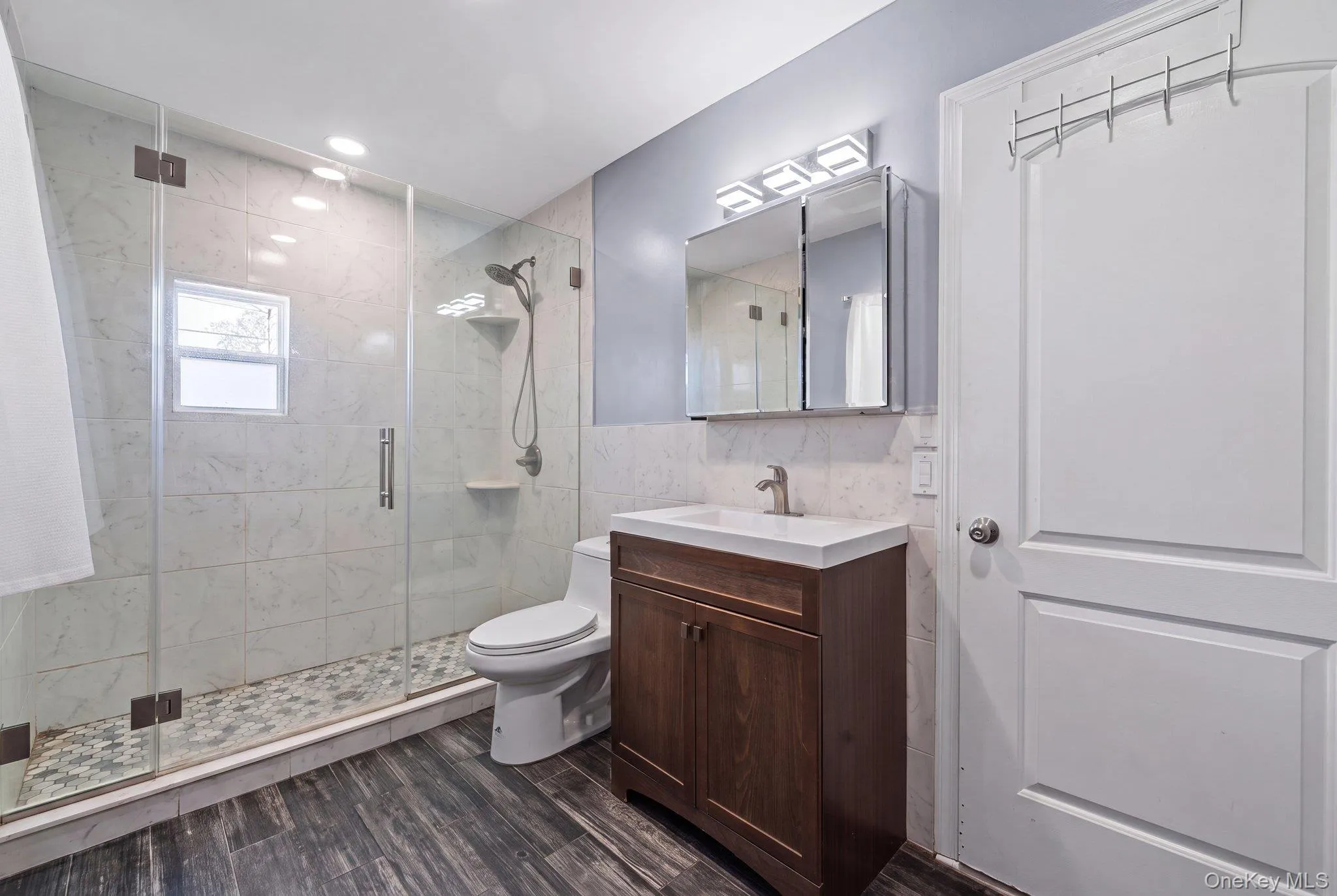 40 East Avenue, Hempstead, NY, 3 Bedrooms Bedrooms, 5 Rooms Rooms,2 BathroomsBathrooms,Residential,For Rent,East,0,1023461 40 East Avenue, Hempstead, NY, 3 Bedrooms Bedrooms, 5 Rooms Rooms,2 BathroomsBathrooms,Residential,For Rent,East,0,1023461