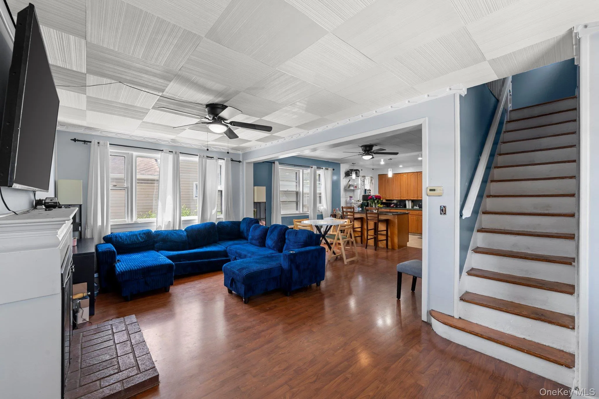 40 East Avenue, Hempstead, NY, 3 Bedrooms Bedrooms, 5 Rooms Rooms,2 BathroomsBathrooms,Residential,For Rent,East,0,1023461 40 East Avenue, Hempstead, NY, 3 Bedrooms Bedrooms, 5 Rooms Rooms,2 BathroomsBathrooms,Residential,For Rent,East,0,1023461