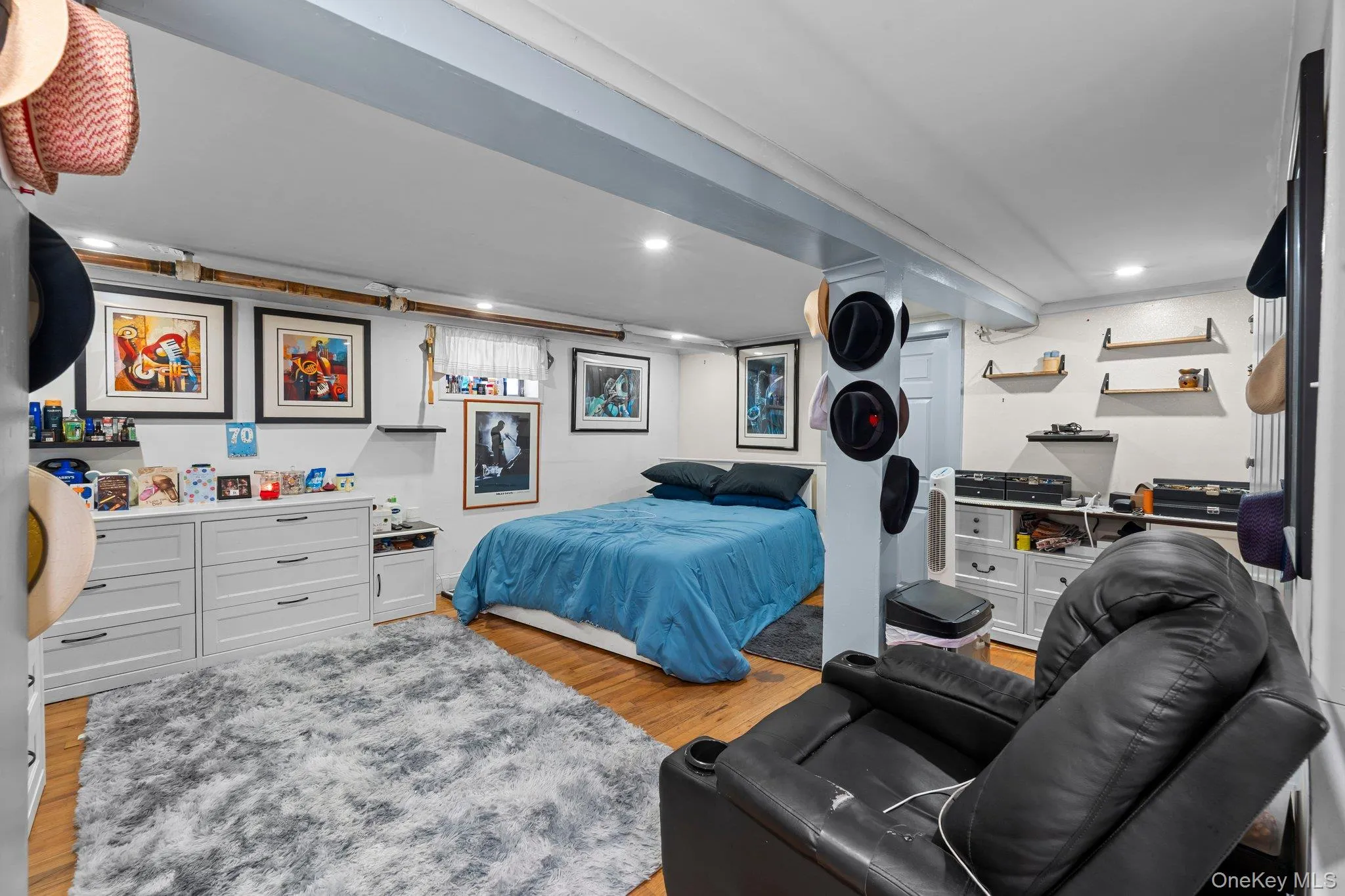 40 East Avenue, Hempstead, NY, 3 Bedrooms Bedrooms, 5 Rooms Rooms,2 BathroomsBathrooms,Residential,For Rent,East,0,1023461 40 East Avenue, Hempstead, NY, 3 Bedrooms Bedrooms, 5 Rooms Rooms,2 BathroomsBathrooms,Residential,For Rent,East,0,1023461