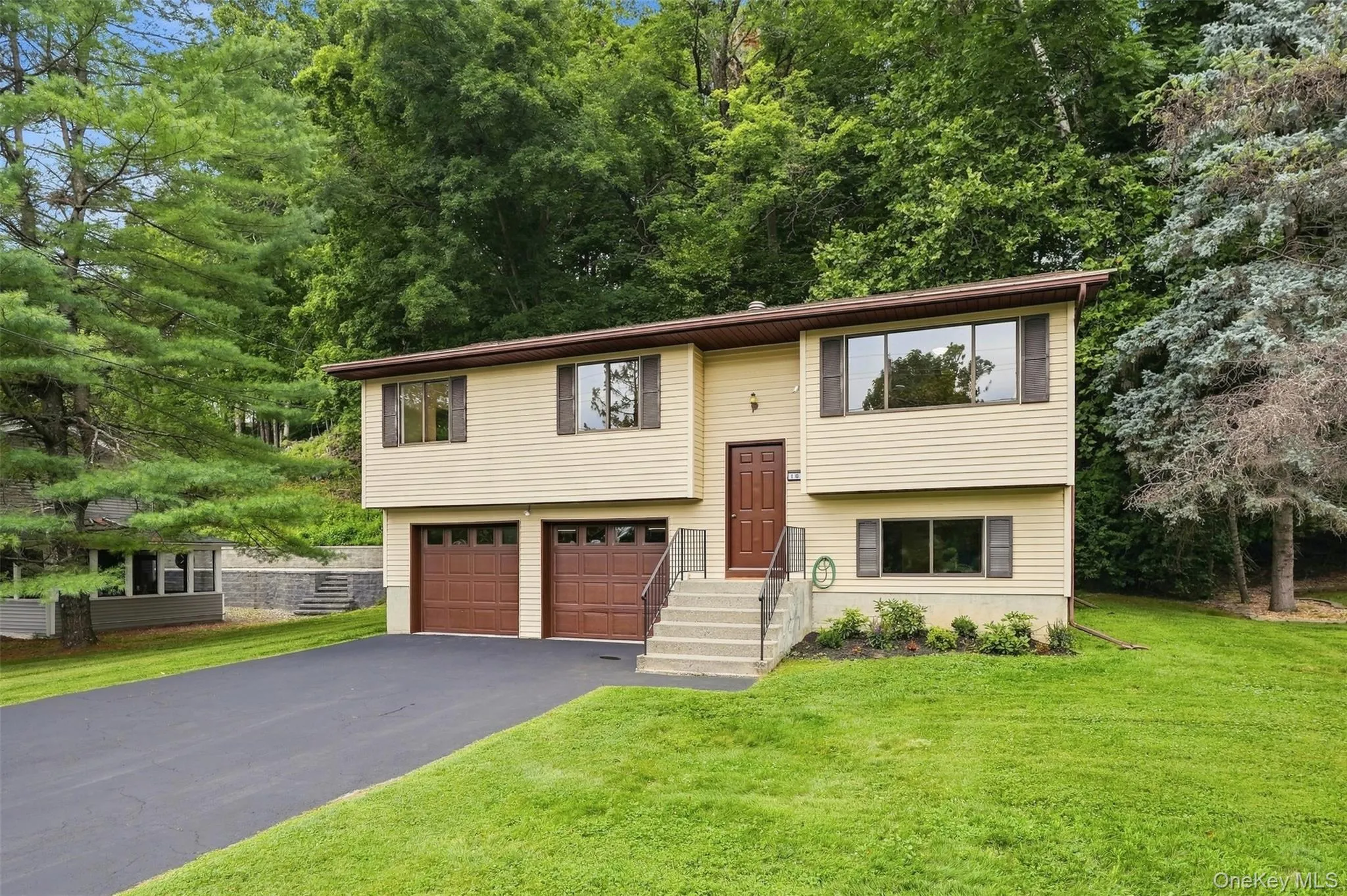 107 Sutton Park Road, Poughkeepsie (town), NY, 3 Bedrooms Bedrooms, 6 Rooms Rooms,2 BathroomsBathrooms,Residential,For Rent,Sutton Park,0,1023468 107 Sutton Park Road, Poughkeepsie (town), NY, 3 Bedrooms Bedrooms, 6 Rooms Rooms,2 BathroomsBathrooms,Residential,For Rent,Sutton Park,0,1023468
