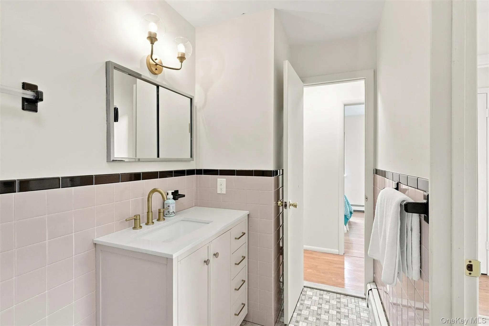 107 Sutton Park Road, Poughkeepsie (town), NY, 3 Bedrooms Bedrooms, 6 Rooms Rooms,2 BathroomsBathrooms,Residential,For Rent,Sutton Park,0,1023468 107 Sutton Park Road, Poughkeepsie (town), NY, 3 Bedrooms Bedrooms, 6 Rooms Rooms,2 BathroomsBathrooms,Residential,For Rent,Sutton Park,0,1023468