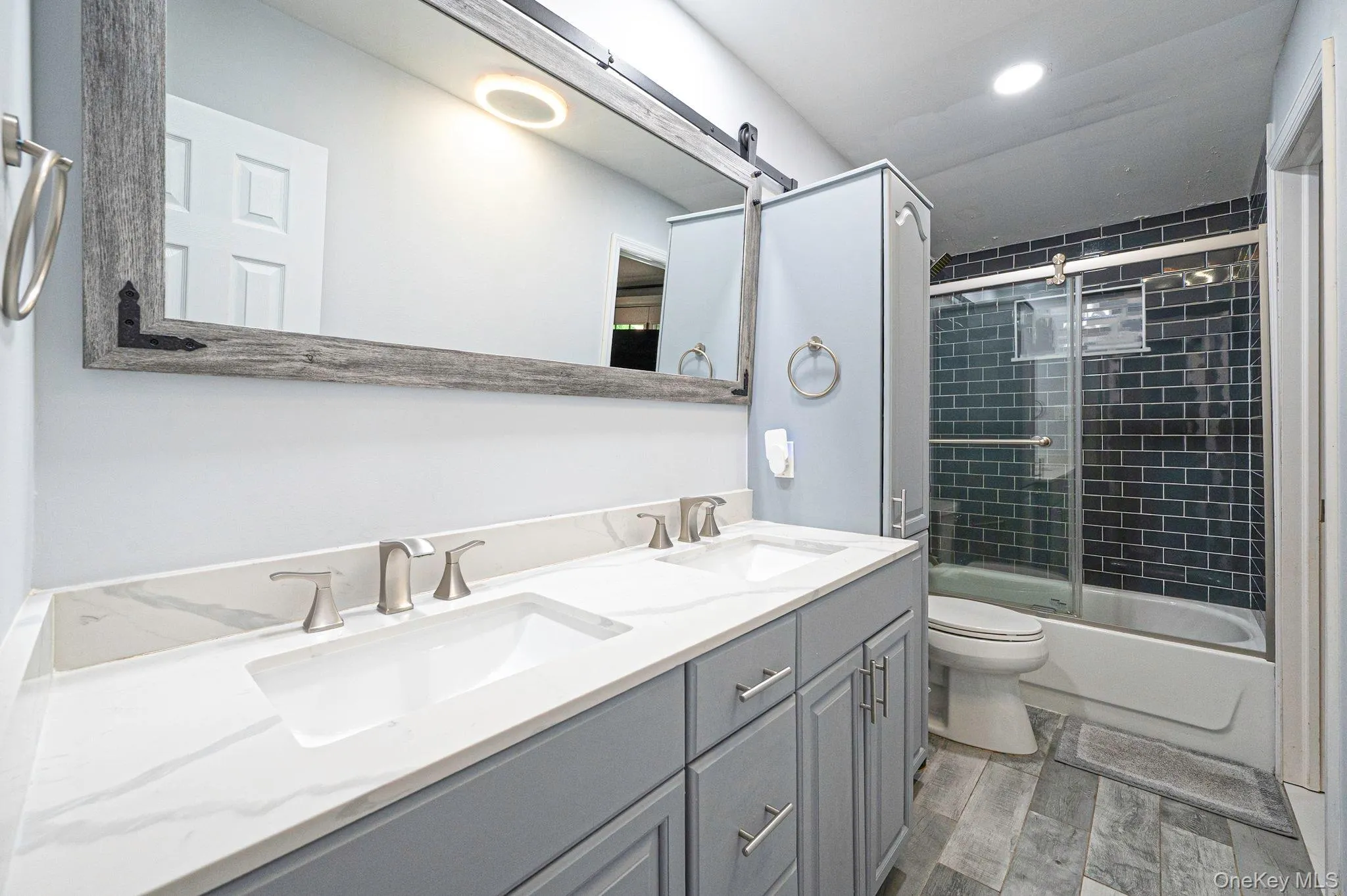 6 Mayflower Lane, Brookhaven, NY, 4 Bedrooms Bedrooms, 8 Rooms Rooms,1 BathroomBathrooms,Residential,For Rent,Mayflower,0,1023469 6 Mayflower Lane, Brookhaven, NY, 4 Bedrooms Bedrooms, 8 Rooms Rooms,1 BathroomBathrooms,Residential,For Rent,Mayflower,0,1023469