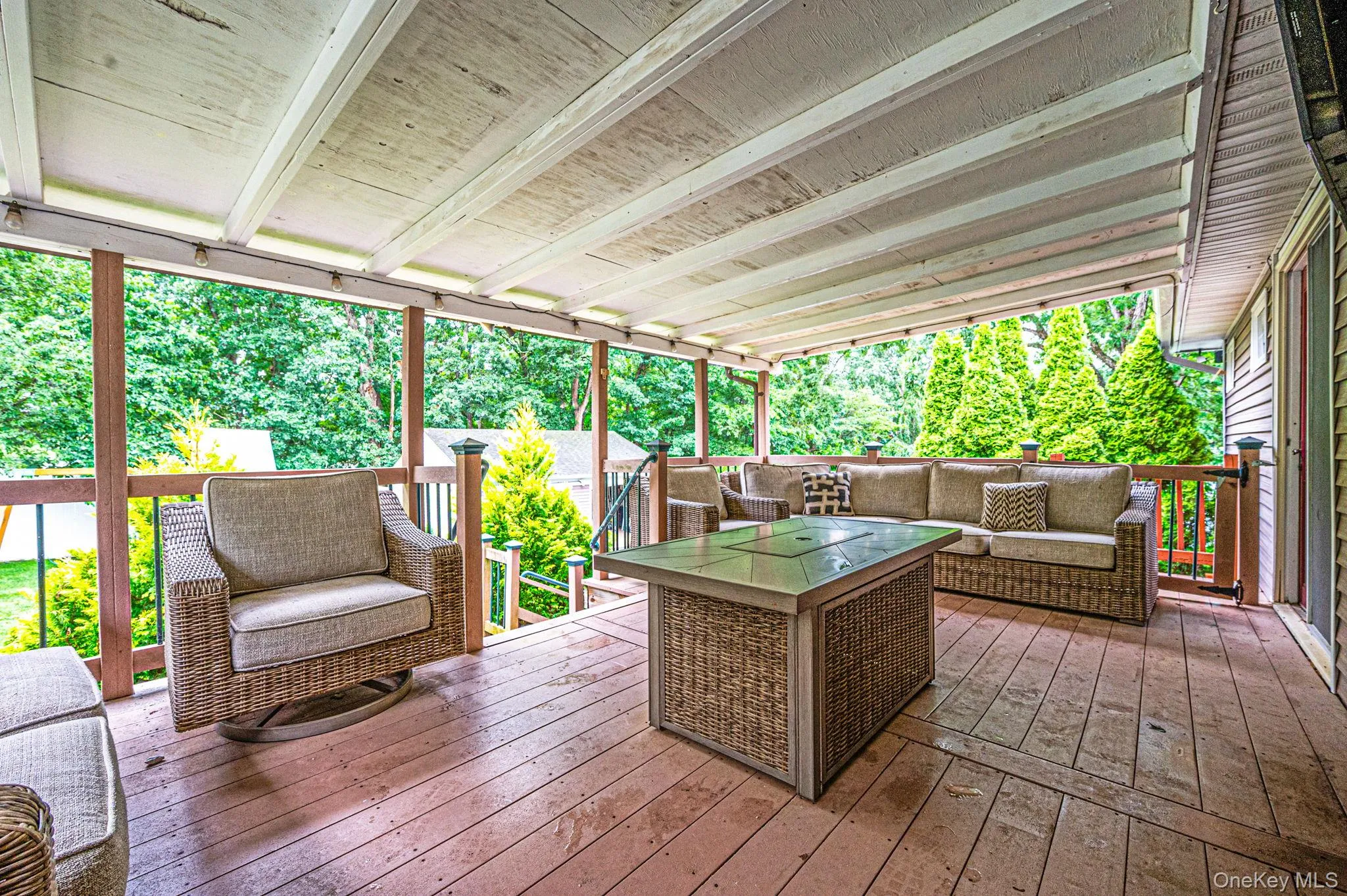 6 Mayflower Lane, Brookhaven, NY, 4 Bedrooms Bedrooms, 8 Rooms Rooms,1 BathroomBathrooms,Residential,For Rent,Mayflower,0,1023469 6 Mayflower Lane, Brookhaven, NY, 4 Bedrooms Bedrooms, 8 Rooms Rooms,1 BathroomBathrooms,Residential,For Rent,Mayflower,0,1023469