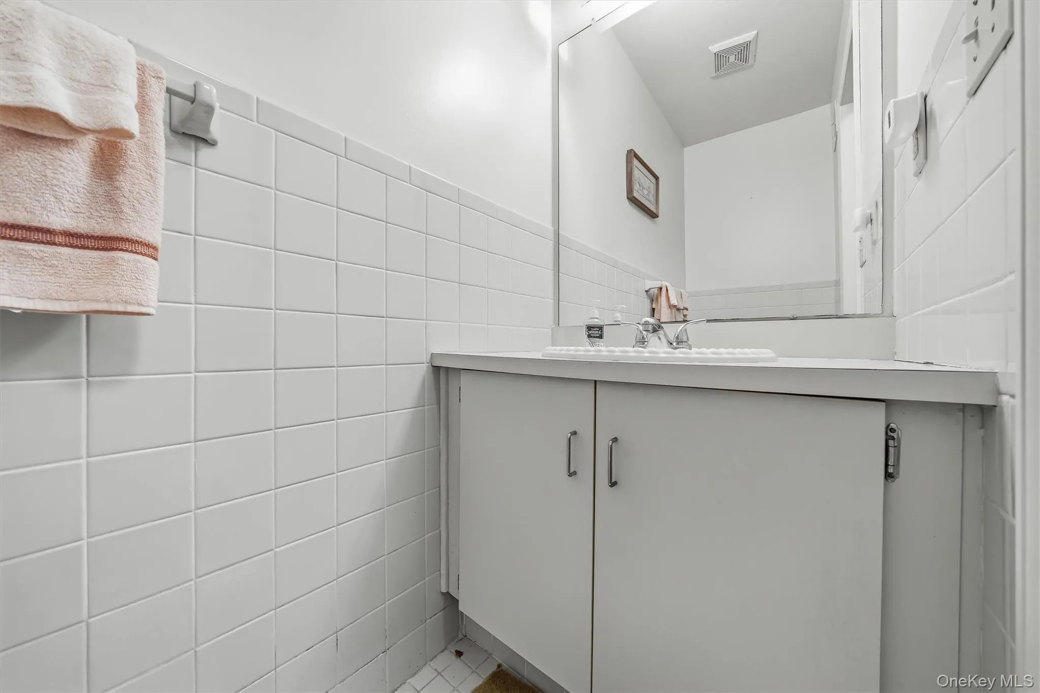 65 Yorkshire Terrace, Blooming Grove, NY, 2 Bedrooms Bedrooms, 5 Rooms Rooms,2 BathroomsBathrooms,Residential,For Rent,Yorkshire,0,1023471 65 Yorkshire Terrace, Blooming Grove, NY, 2 Bedrooms Bedrooms, 5 Rooms Rooms,2 BathroomsBathrooms,Residential,For Rent,Yorkshire,0,1023471