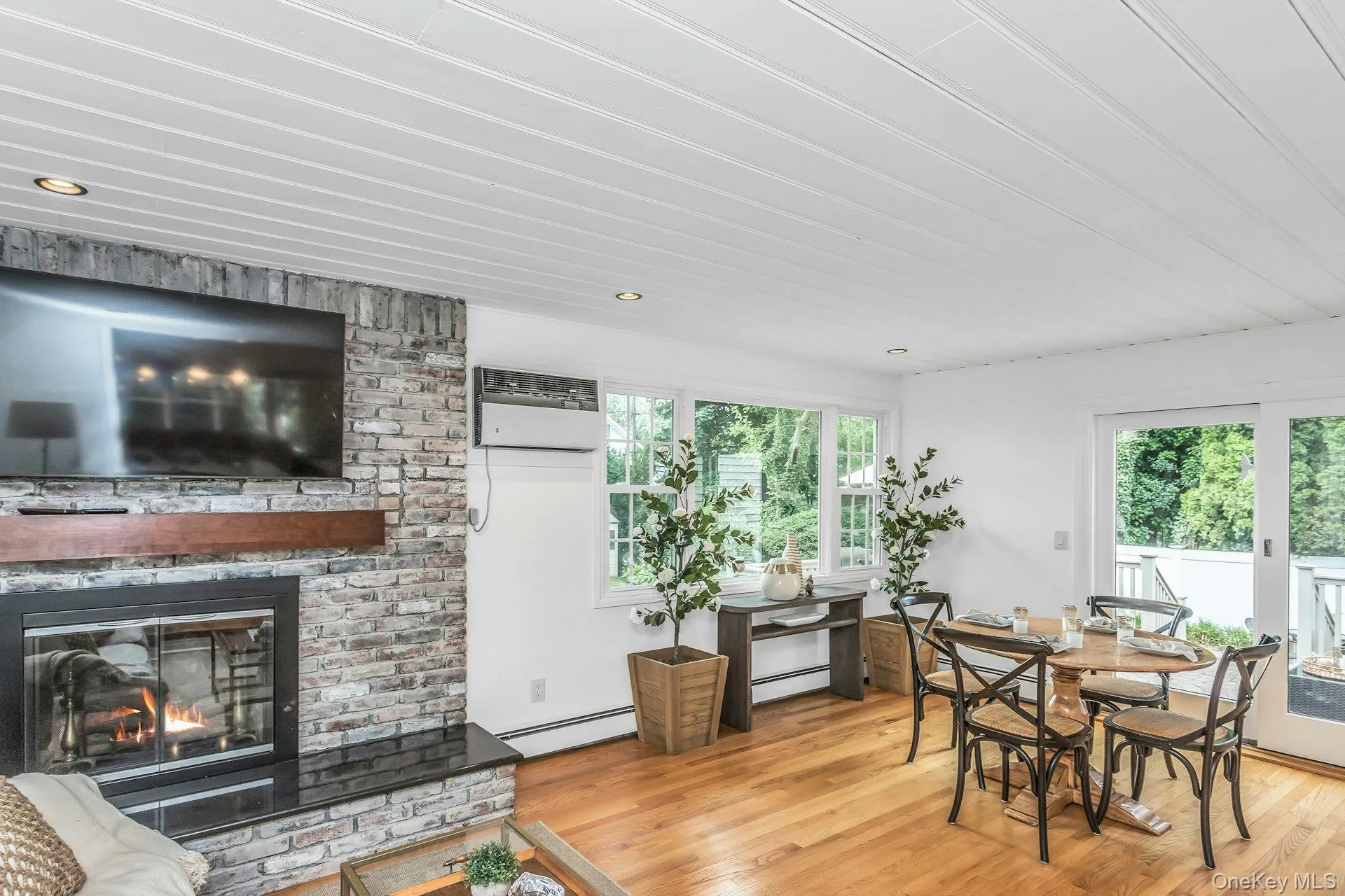 138 Brook Street, Hempstead, NY, 5 Bedrooms Bedrooms, 13 Rooms Rooms,3 BathroomsBathrooms,Residential,For Rent,Brook,0,1023476 138 Brook Street, Hempstead, NY, 5 Bedrooms Bedrooms, 13 Rooms Rooms,3 BathroomsBathrooms,Residential,For Rent,Brook,0,1023476
