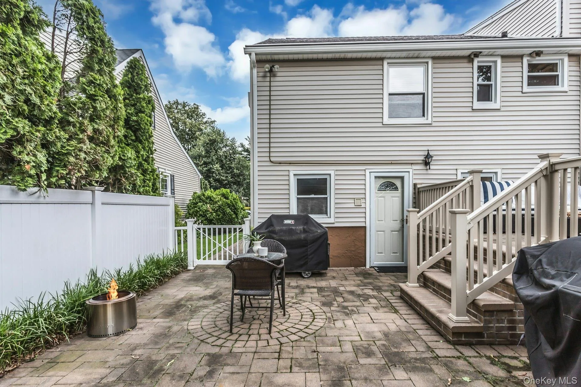 138 Brook Street, Hempstead, NY, 5 Bedrooms Bedrooms, 13 Rooms Rooms,3 BathroomsBathrooms,Residential,For Rent,Brook,0,1023476 138 Brook Street, Hempstead, NY, 5 Bedrooms Bedrooms, 13 Rooms Rooms,3 BathroomsBathrooms,Residential,For Rent,Brook,0,1023476