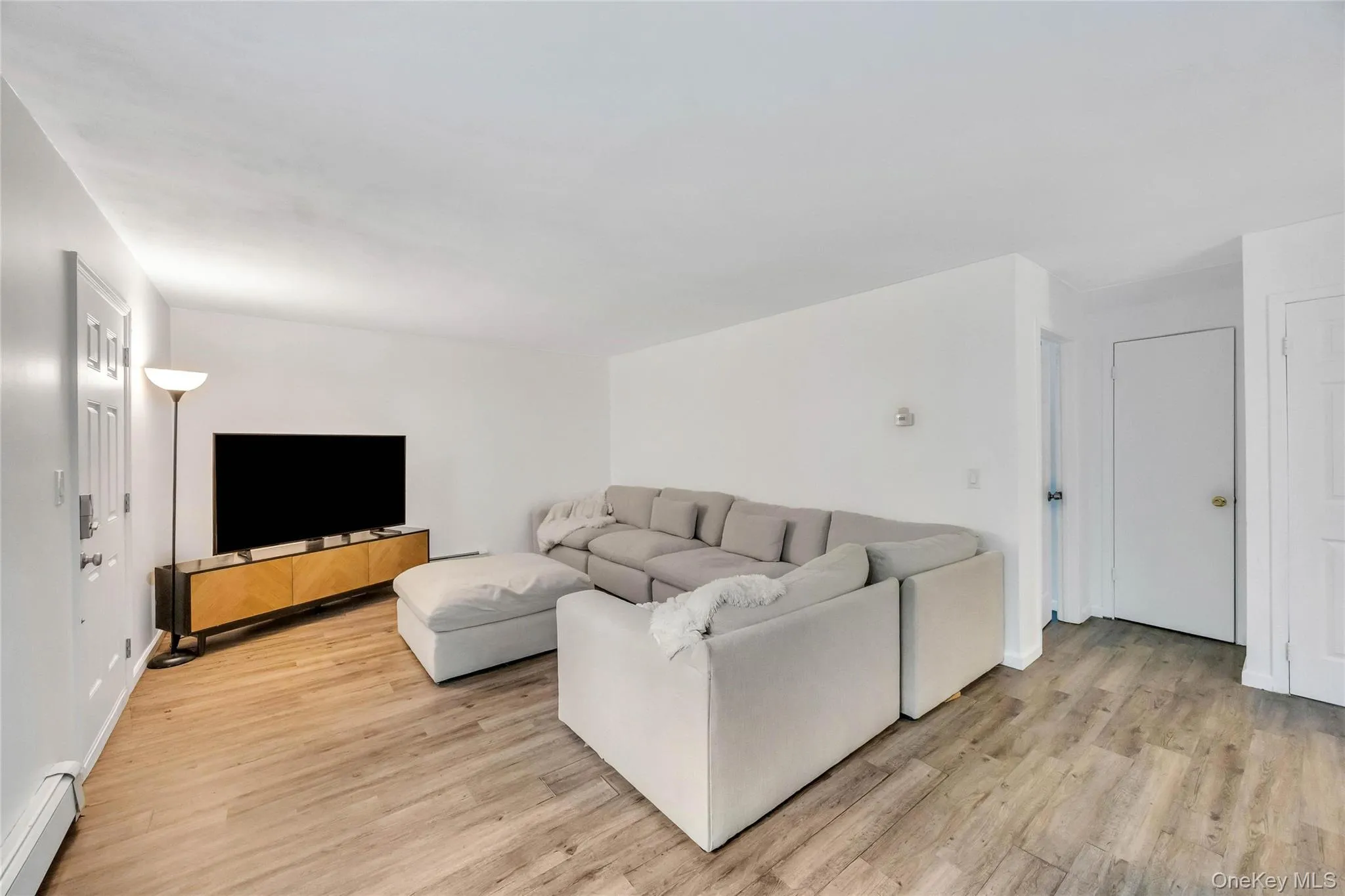 192 21st Street, Babylon, NY, 5 Bedrooms Bedrooms, 10 Rooms Rooms,2 BathroomsBathrooms,Residential,For Rent,21st,0,1023479 192 21st Street, Babylon, NY, 5 Bedrooms Bedrooms, 10 Rooms Rooms,2 BathroomsBathrooms,Residential,For Rent,21st,0,1023479