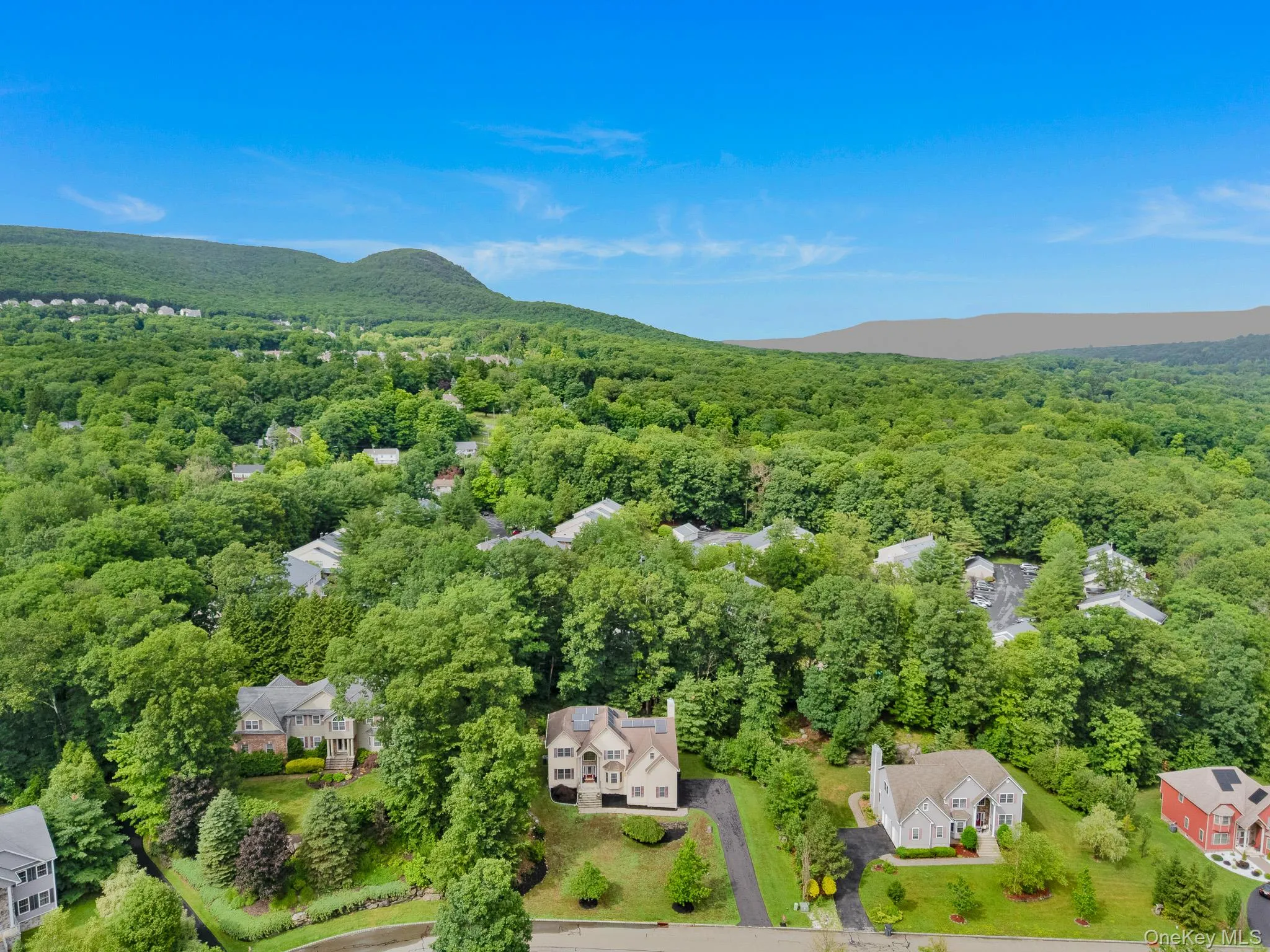 5 Sherwood Court, Woodbury, NY, 4 Bedrooms Bedrooms, 10 Rooms Rooms,3 BathroomsBathrooms,Residential,For Rent,Sherwood,0,1023481 5 Sherwood Court, Woodbury, NY, 4 Bedrooms Bedrooms, 10 Rooms Rooms,3 BathroomsBathrooms,Residential,For Rent,Sherwood,0,1023481