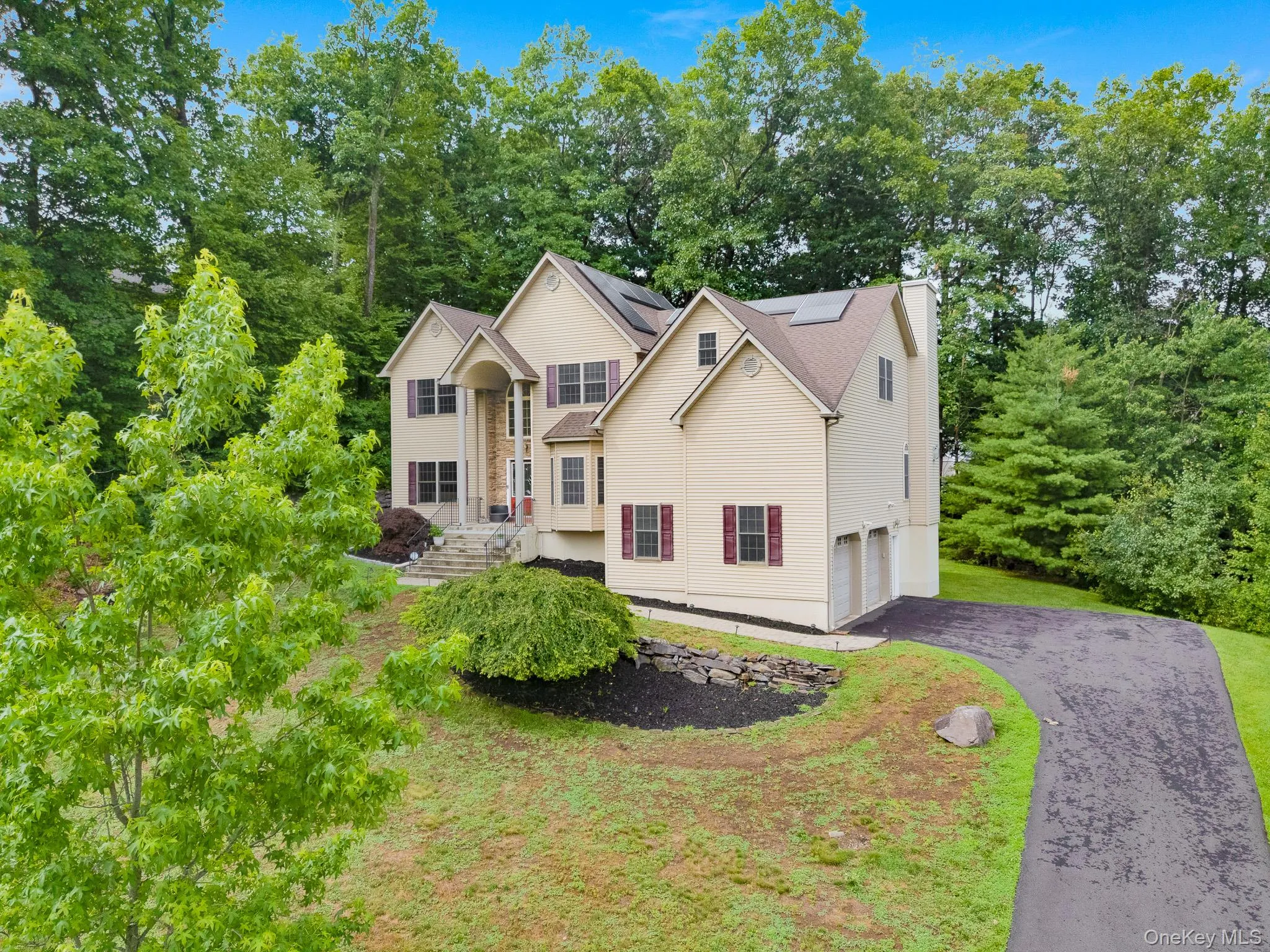 5 Sherwood Court, Woodbury, NY, 4 Bedrooms Bedrooms, 10 Rooms Rooms,3 BathroomsBathrooms,Residential,For Rent,Sherwood,0,1023481 5 Sherwood Court, Woodbury, NY, 4 Bedrooms Bedrooms, 10 Rooms Rooms,3 BathroomsBathrooms,Residential,For Rent,Sherwood,0,1023481