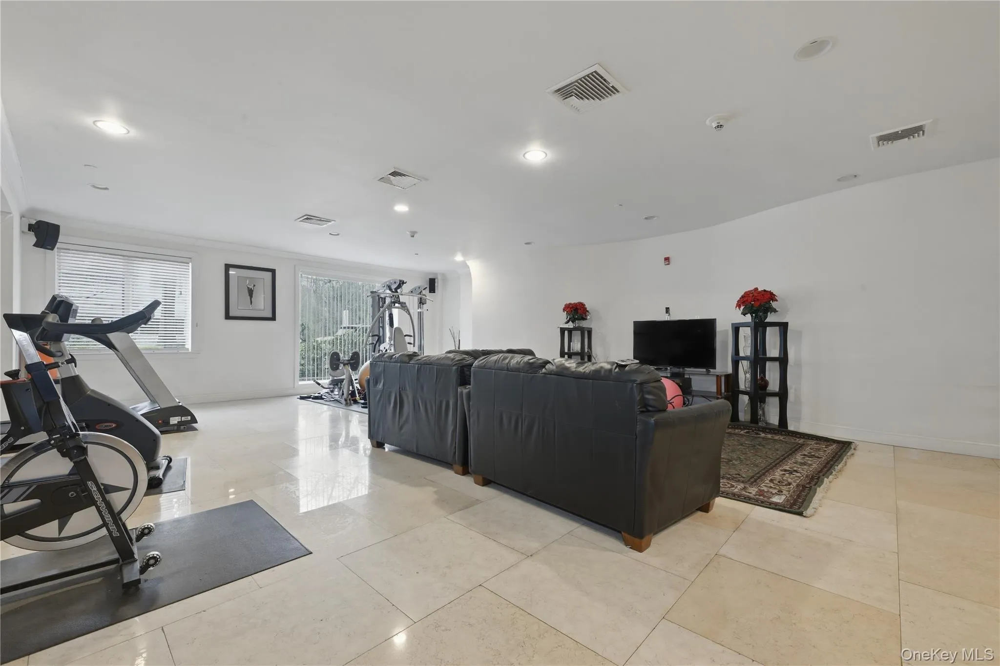 171 Great Neck Road, North Hempstead, NY, 2 Bedrooms Bedrooms, 6 Rooms Rooms,2 BathroomsBathrooms,Residential,For Rent,Great Neck,0,1023483 171 Great Neck Road, North Hempstead, NY, 2 Bedrooms Bedrooms, 6 Rooms Rooms,2 BathroomsBathrooms,Residential,For Rent,Great Neck,0,1023483