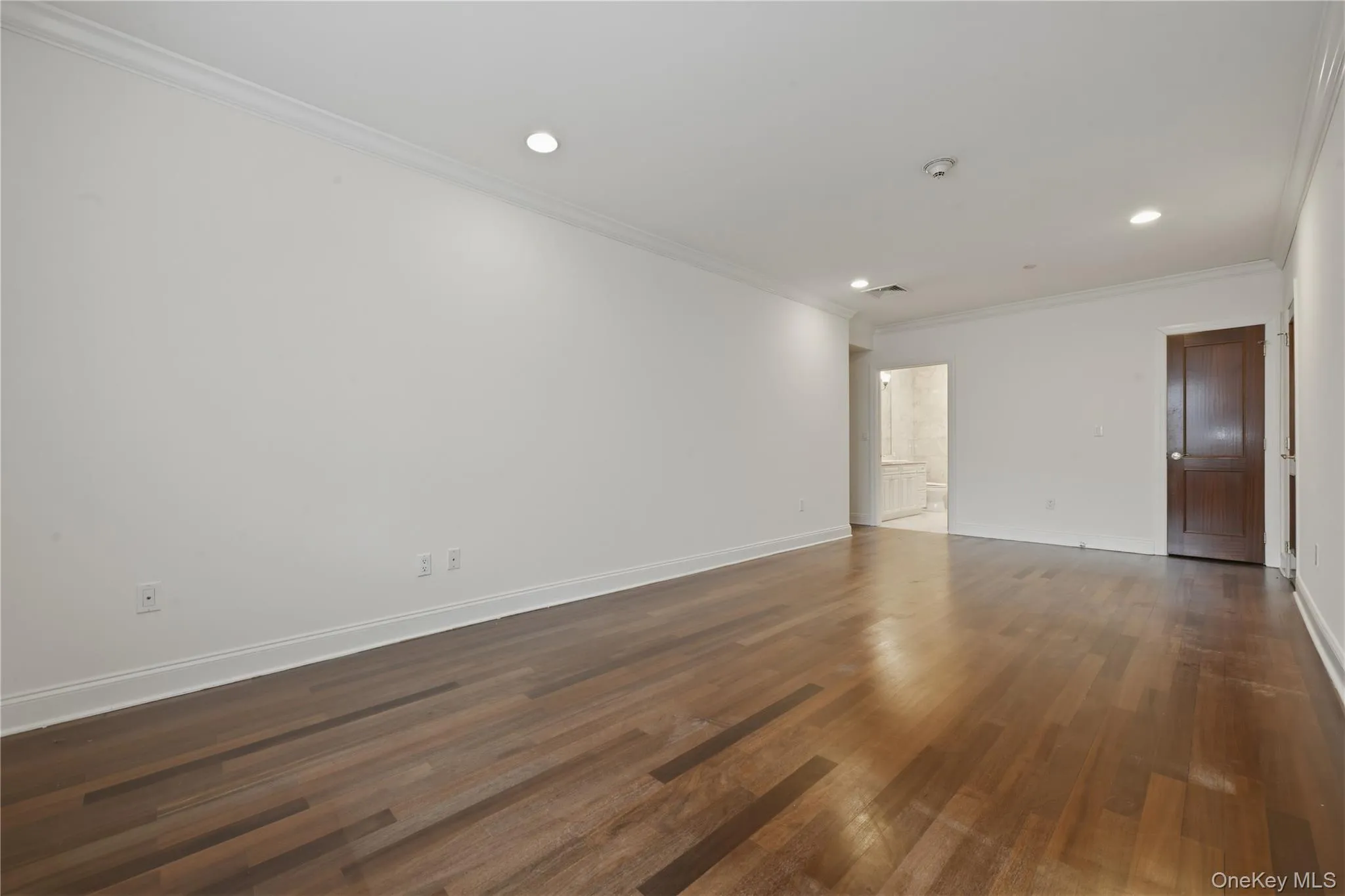 171 Great Neck Road, North Hempstead, NY, 2 Bedrooms Bedrooms, 6 Rooms Rooms,2 BathroomsBathrooms,Residential,For Rent,Great Neck,0,1023483 171 Great Neck Road, North Hempstead, NY, 2 Bedrooms Bedrooms, 6 Rooms Rooms,2 BathroomsBathrooms,Residential,For Rent,Great Neck,0,1023483