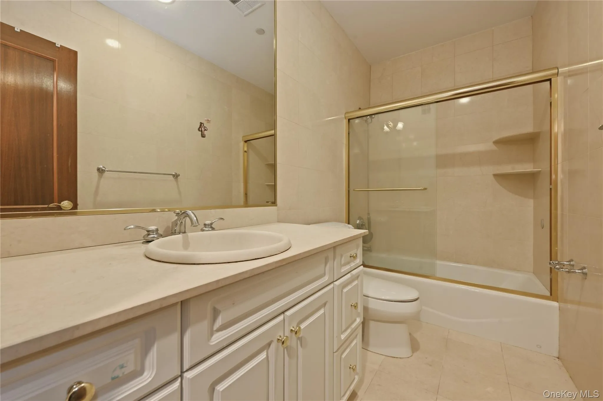 171 Great Neck Road, North Hempstead, NY, 2 Bedrooms Bedrooms, 6 Rooms Rooms,2 BathroomsBathrooms,Residential,For Rent,Great Neck,0,1023483 171 Great Neck Road, North Hempstead, NY, 2 Bedrooms Bedrooms, 6 Rooms Rooms,2 BathroomsBathrooms,Residential,For Rent,Great Neck,0,1023483