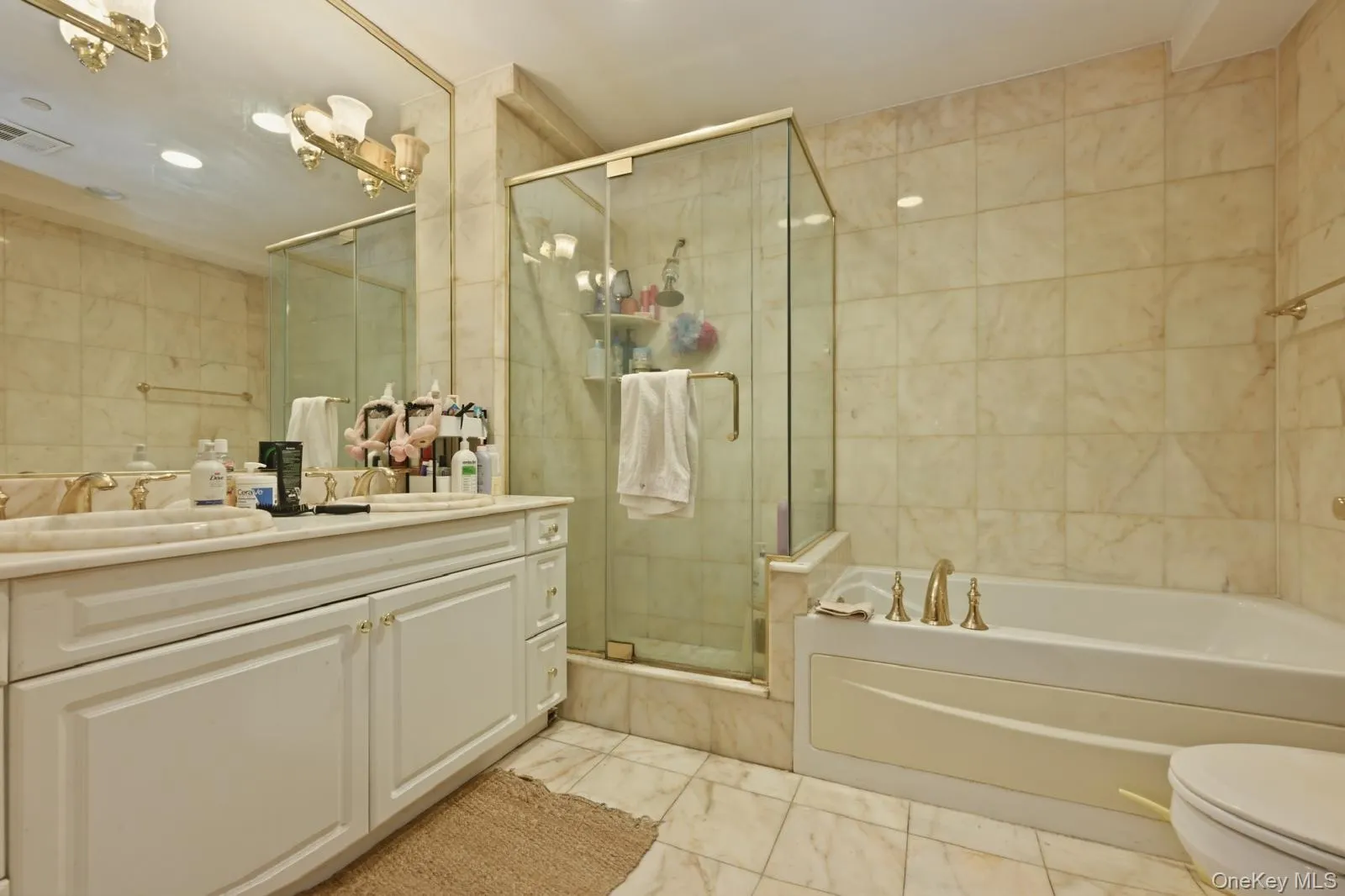 171 Great Neck Road, North Hempstead, NY, 2 Bedrooms Bedrooms, 6 Rooms Rooms,2 BathroomsBathrooms,Residential,For Rent,Great Neck,0,1023483 171 Great Neck Road, North Hempstead, NY, 2 Bedrooms Bedrooms, 6 Rooms Rooms,2 BathroomsBathrooms,Residential,For Rent,Great Neck,0,1023483