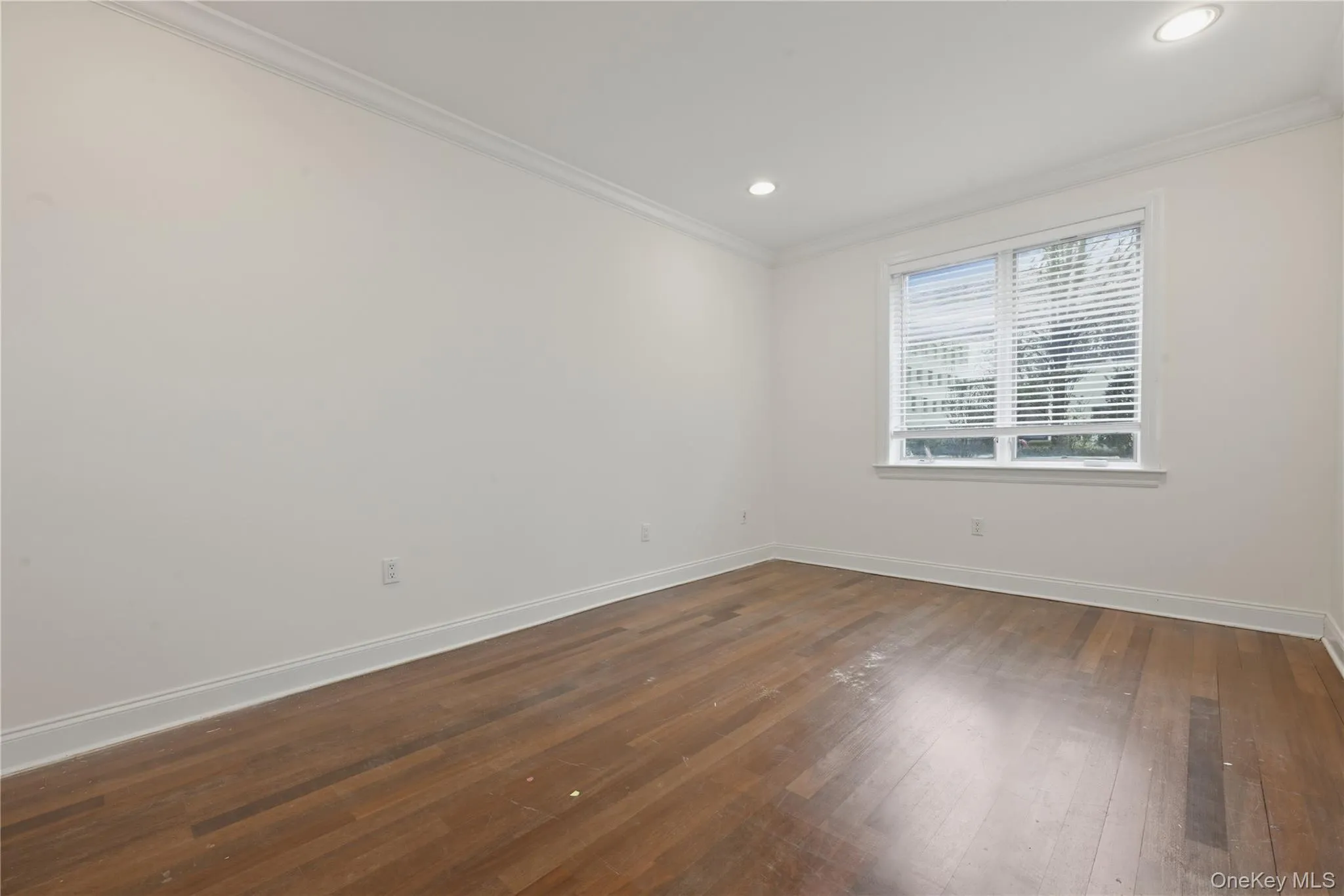 171 Great Neck Road, North Hempstead, NY, 2 Bedrooms Bedrooms, 6 Rooms Rooms,2 BathroomsBathrooms,Residential,For Rent,Great Neck,0,1023483 171 Great Neck Road, North Hempstead, NY, 2 Bedrooms Bedrooms, 6 Rooms Rooms,2 BathroomsBathrooms,Residential,For Rent,Great Neck,0,1023483