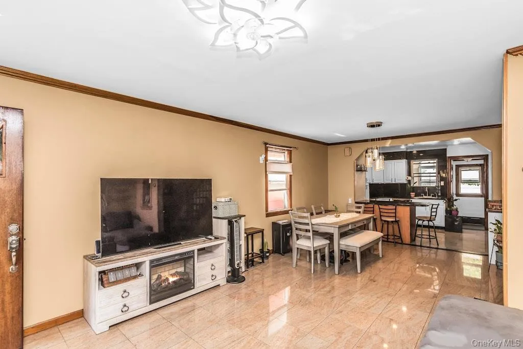 7822 79th Place, New York, NY, 3 Bedrooms Bedrooms, 6 Rooms Rooms,2 BathroomsBathrooms,Residential,For Rent,79th,0,1023492 7822 79th Place, New York, NY, 3 Bedrooms Bedrooms, 6 Rooms Rooms,2 BathroomsBathrooms,Residential,For Rent,79th,0,1023492