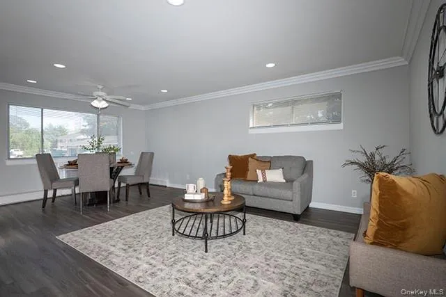 21 Brentwood Road, Islip, NY, 2 Bedrooms Bedrooms, 5 Rooms Rooms,2 BathroomsBathrooms,Residential Lease,For Rent,Brentwood,0,1023494 21 Brentwood Road, Islip, NY, 2 Bedrooms Bedrooms, 5 Rooms Rooms,2 BathroomsBathrooms,Residential Lease,For Rent,Brentwood,0,1023494