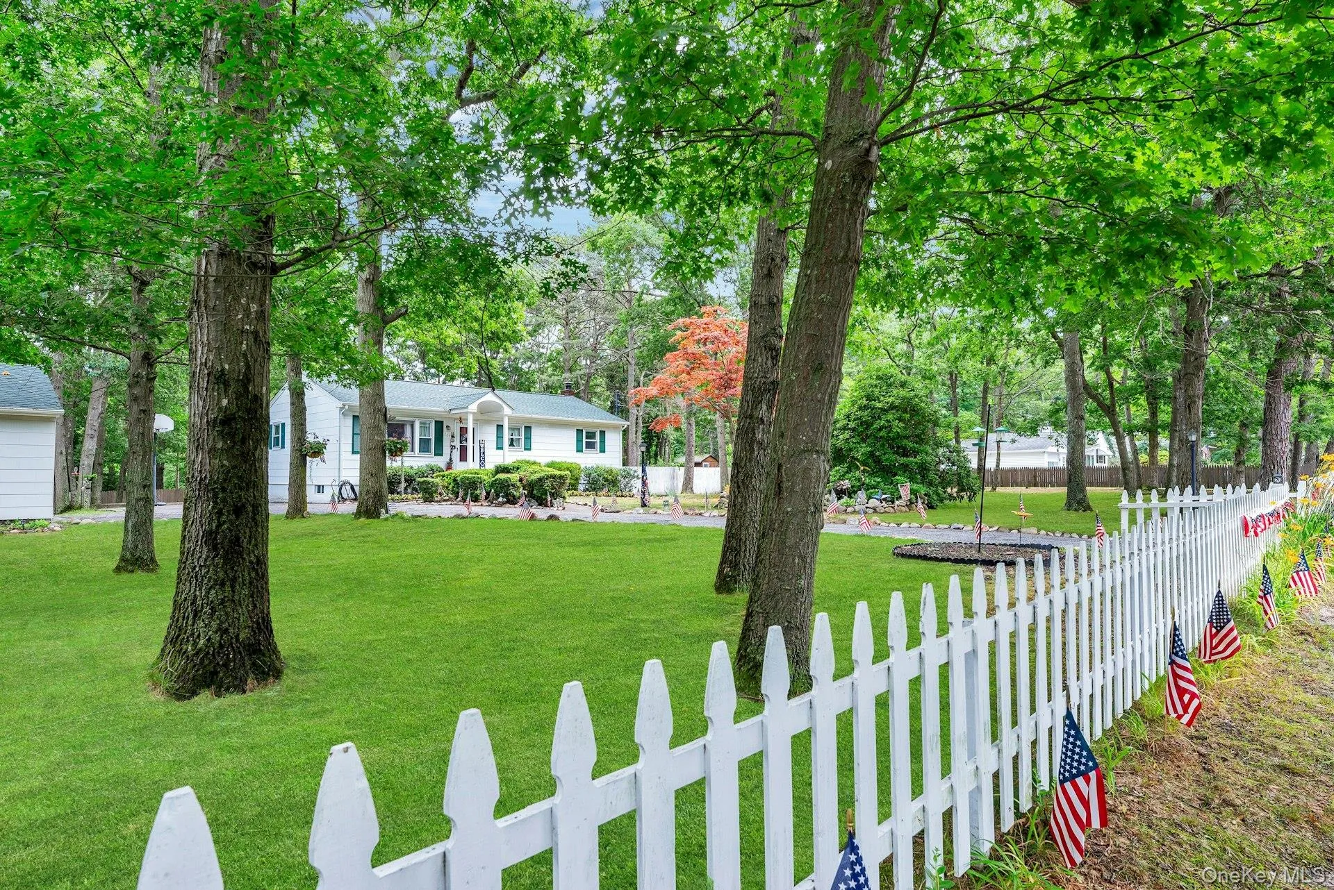 235 Highview Drive, Brookhaven, NY, 3 Bedrooms Bedrooms, 5 Rooms Rooms,2 BathroomsBathrooms,Residential,For Rent,Highview,0,1023500 235 Highview Drive, Brookhaven, NY, 3 Bedrooms Bedrooms, 5 Rooms Rooms,2 BathroomsBathrooms,Residential,For Rent,Highview,0,1023500