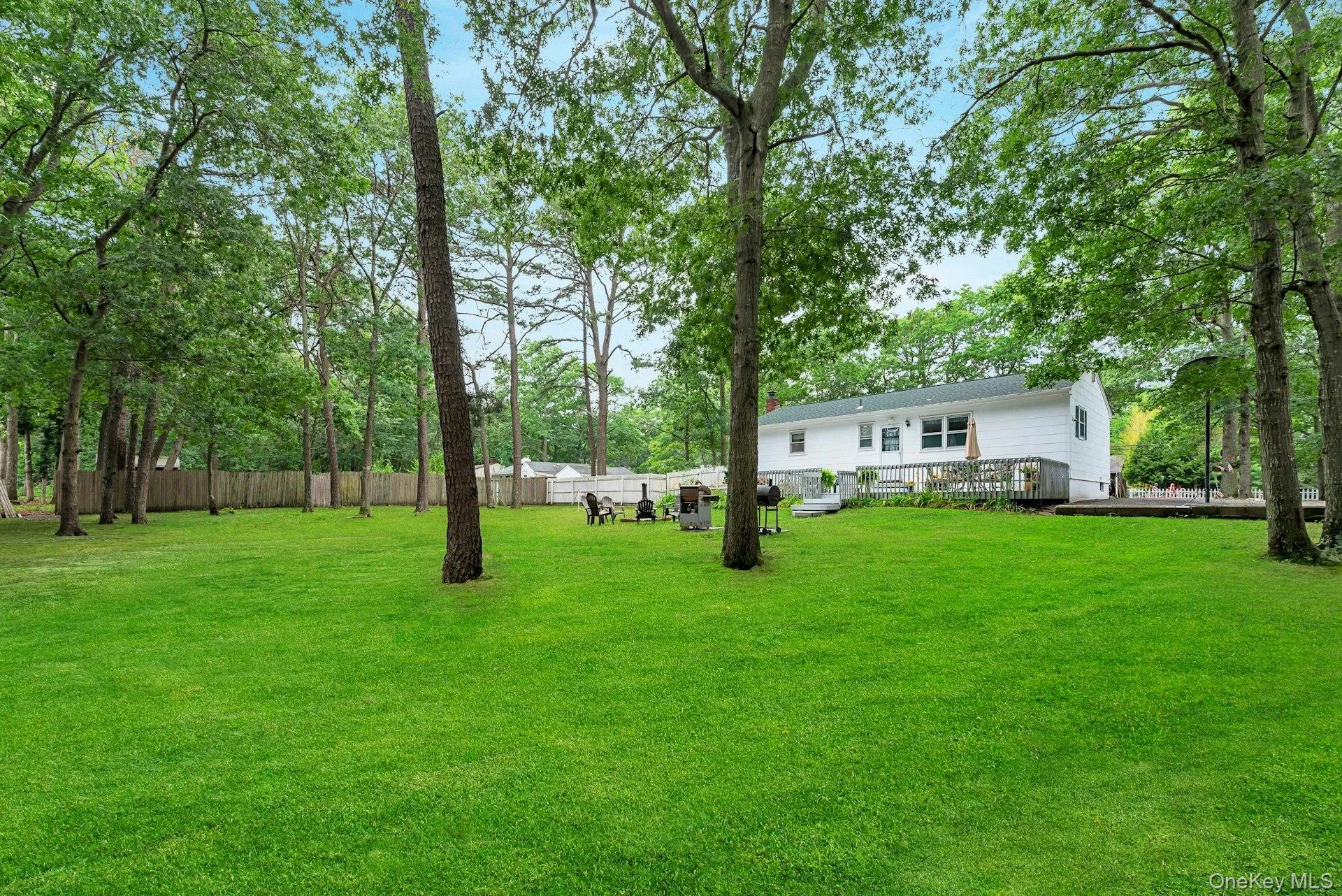 235 Highview Drive, Brookhaven, NY, 3 Bedrooms Bedrooms, 5 Rooms Rooms,2 BathroomsBathrooms,Residential,For Rent,Highview,0,1023500 235 Highview Drive, Brookhaven, NY, 3 Bedrooms Bedrooms, 5 Rooms Rooms,2 BathroomsBathrooms,Residential,For Rent,Highview,0,1023500