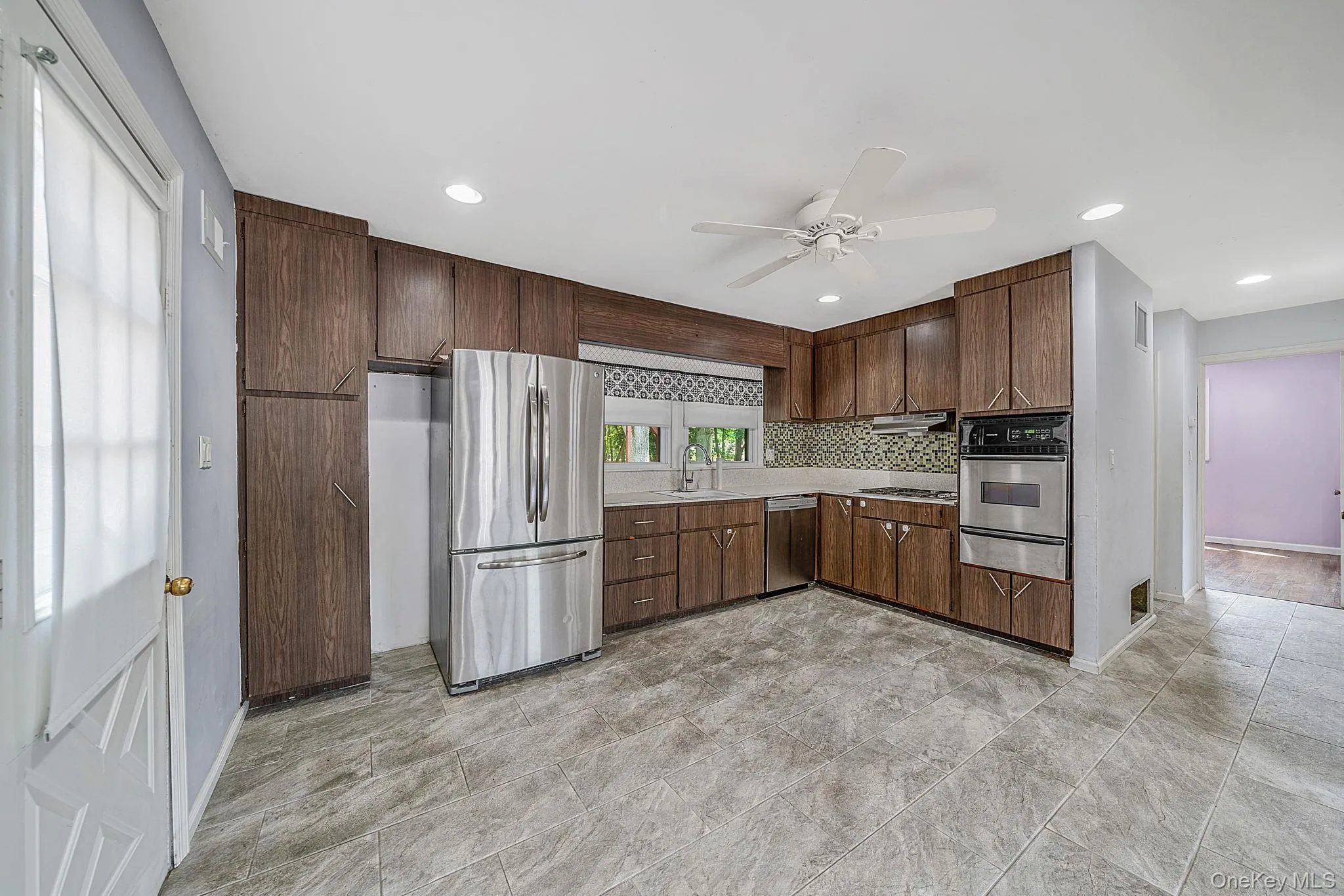146 Dawn Drive, Brookhaven, NY, 4 Bedrooms Bedrooms, 7 Rooms Rooms,2 BathroomsBathrooms,Residential,For Rent,Dawn,0,1023515 146 Dawn Drive, Brookhaven, NY, 4 Bedrooms Bedrooms, 7 Rooms Rooms,2 BathroomsBathrooms,Residential,For Rent,Dawn,0,1023515