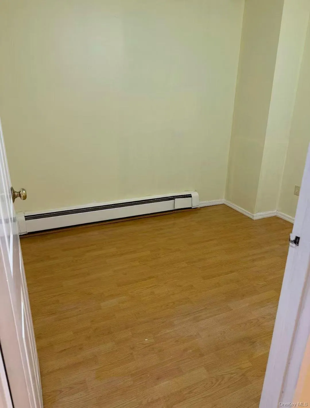 35-20 Union St, New York, NY, 1 Bedroom Bedrooms, 3 Rooms Rooms,1 BathroomBathrooms,Residential Lease,For Rent,Union St,0,1023516 35-20 Union St, New York, NY, 1 Bedroom Bedrooms, 3 Rooms Rooms,1 BathroomBathrooms,Residential Lease,For Rent,Union St,0,1023516
