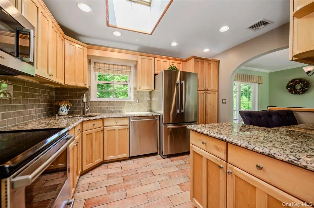 5 North Court, Carmel, NY, 3 Bedrooms Bedrooms, 7 Rooms Rooms,2 BathroomsBathrooms,Residential,For Rent,North,0,1023517 5 North Court, Carmel, NY, 3 Bedrooms Bedrooms, 7 Rooms Rooms,2 BathroomsBathrooms,Residential,For Rent,North,0,1023517