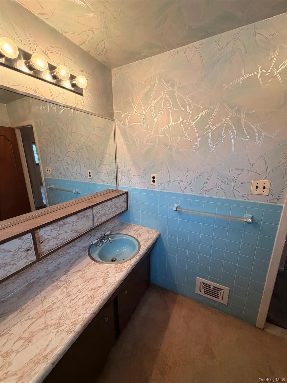 3224 Watt Avenue, New York, NY, 3 Bedrooms Bedrooms, 5 Rooms Rooms,1 BathroomBathrooms,Residential,For Rent,Watt,0,1023519 3224 Watt Avenue, New York, NY, 3 Bedrooms Bedrooms, 5 Rooms Rooms,1 BathroomBathrooms,Residential,For Rent,Watt,0,1023519