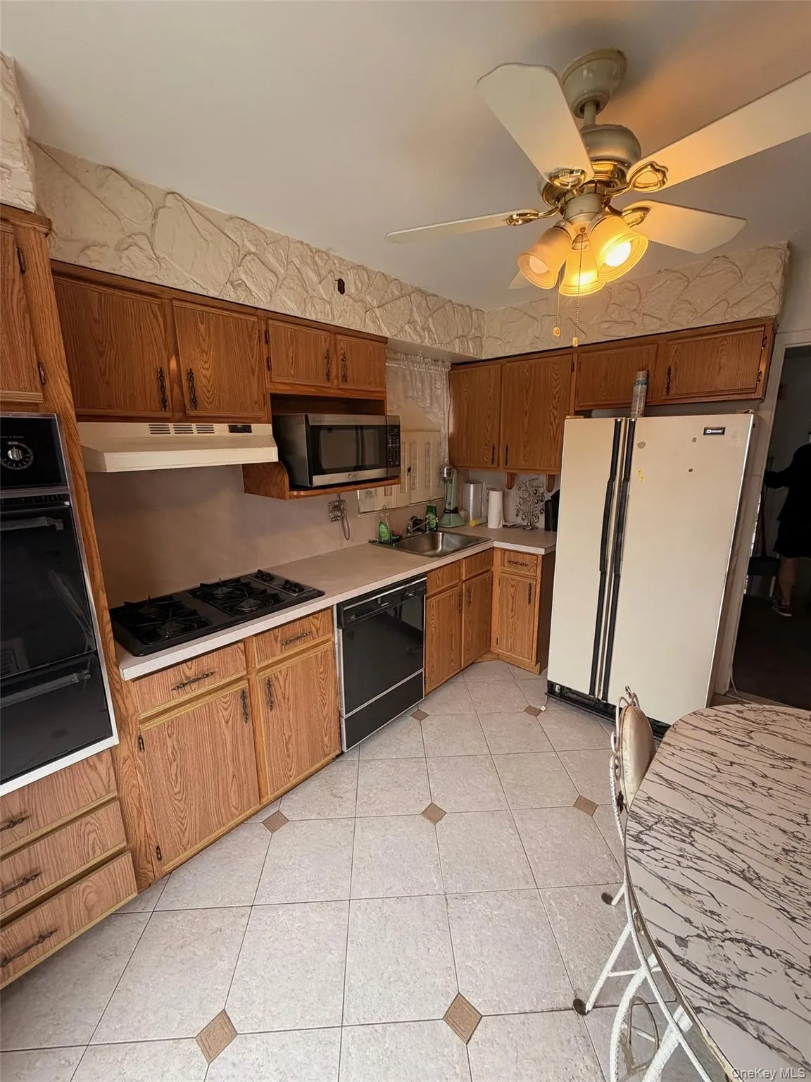 3224 Watt Avenue, New York, NY, 3 Bedrooms Bedrooms, 5 Rooms Rooms,1 BathroomBathrooms,Residential,For Rent,Watt,0,1023519 3224 Watt Avenue, New York, NY, 3 Bedrooms Bedrooms, 5 Rooms Rooms,1 BathroomBathrooms,Residential,For Rent,Watt,0,1023519