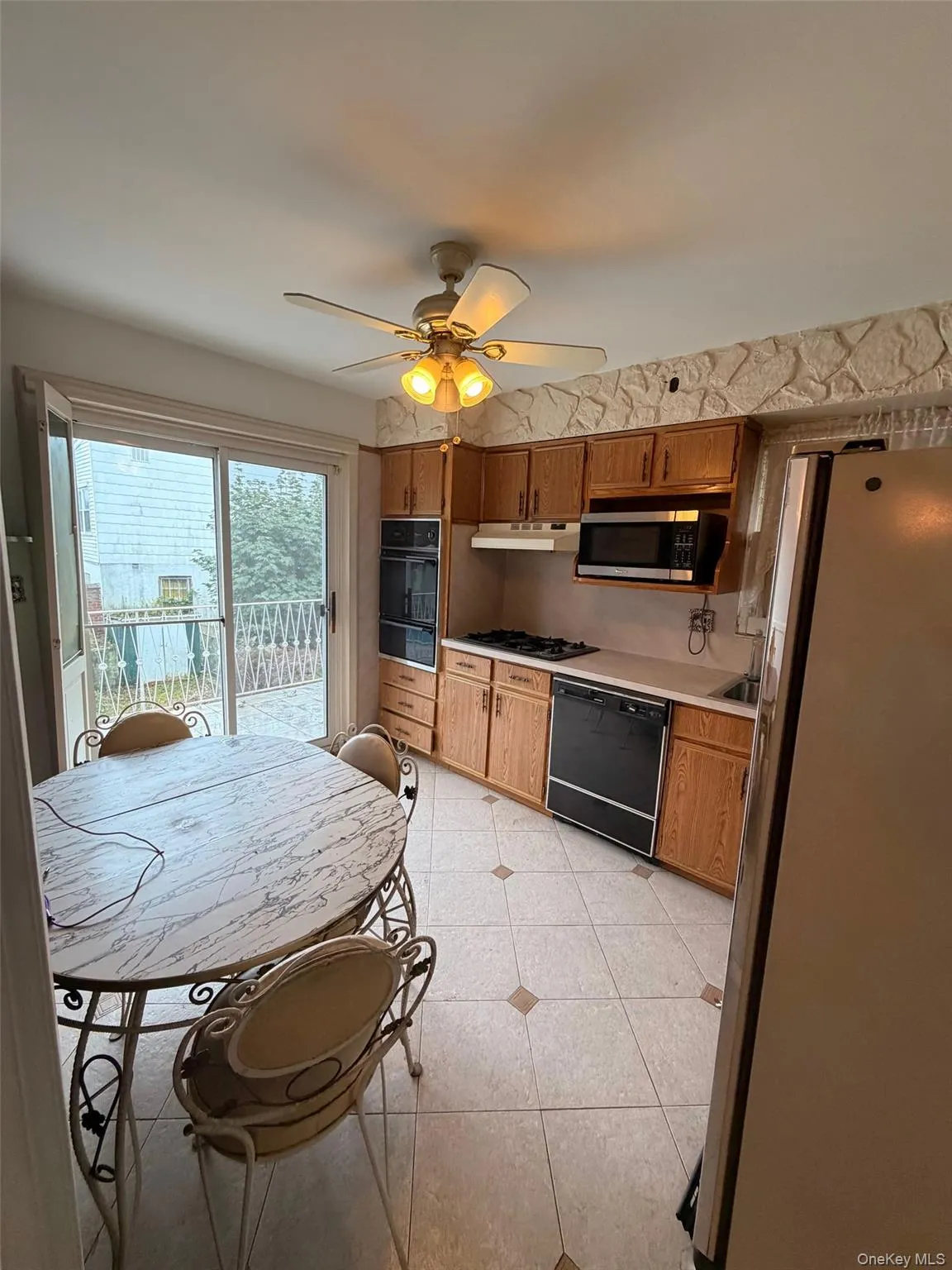 3224 Watt Avenue, New York, NY, 3 Bedrooms Bedrooms, 5 Rooms Rooms,1 BathroomBathrooms,Residential,For Rent,Watt,0,1023519 3224 Watt Avenue, New York, NY, 3 Bedrooms Bedrooms, 5 Rooms Rooms,1 BathroomBathrooms,Residential,For Rent,Watt,0,1023519