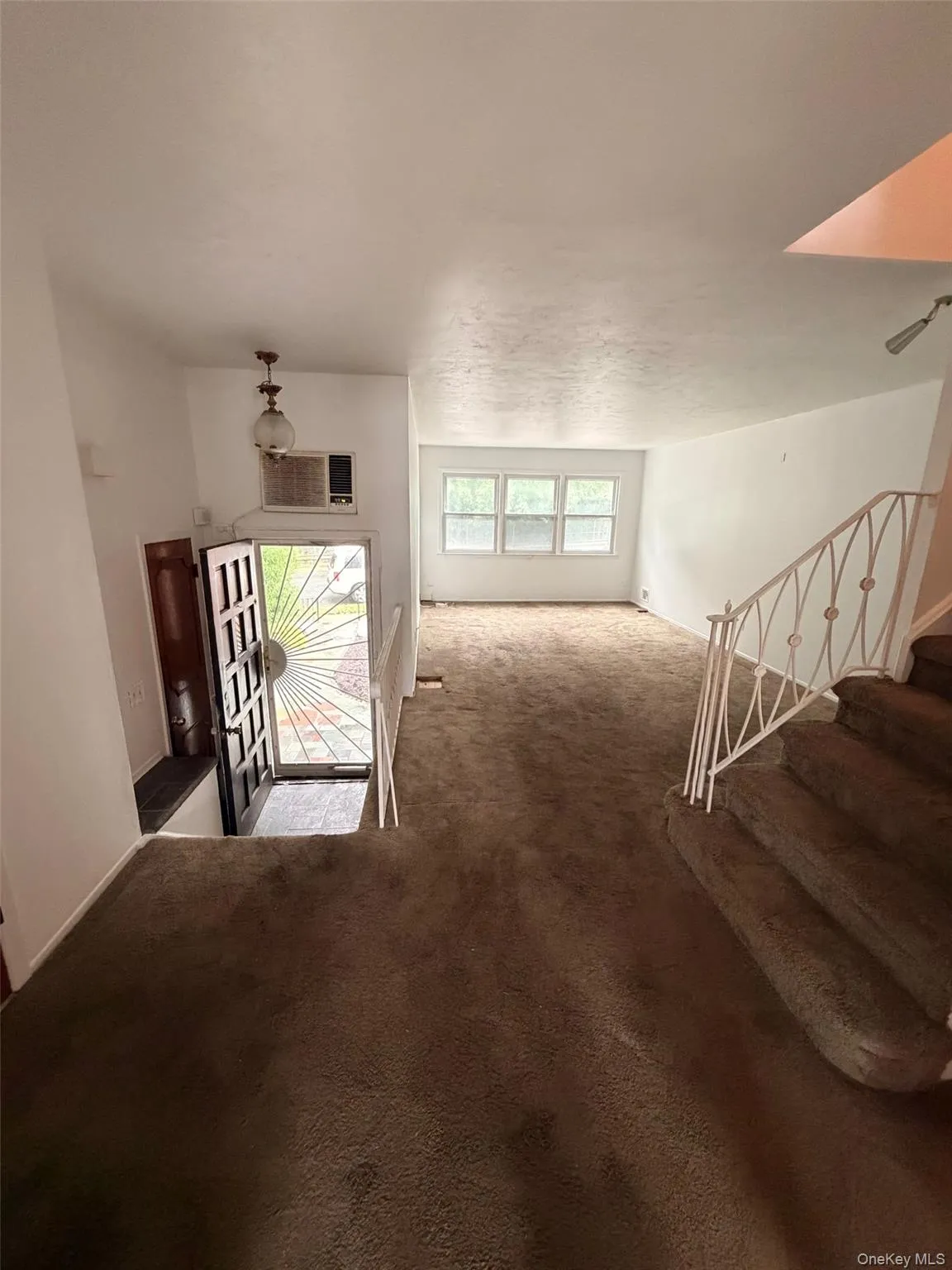 3224 Watt Avenue, New York, NY, 3 Bedrooms Bedrooms, 5 Rooms Rooms,1 BathroomBathrooms,Residential,For Rent,Watt,0,1023519 3224 Watt Avenue, New York, NY, 3 Bedrooms Bedrooms, 5 Rooms Rooms,1 BathroomBathrooms,Residential,For Rent,Watt,0,1023519