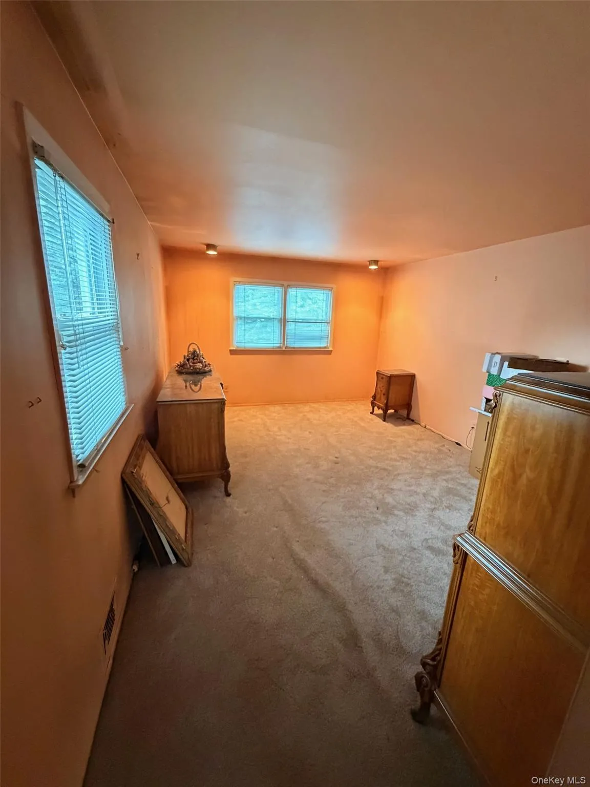 3224 Watt Avenue, New York, NY, 3 Bedrooms Bedrooms, 5 Rooms Rooms,1 BathroomBathrooms,Residential,For Rent,Watt,0,1023519 3224 Watt Avenue, New York, NY, 3 Bedrooms Bedrooms, 5 Rooms Rooms,1 BathroomBathrooms,Residential,For Rent,Watt,0,1023519