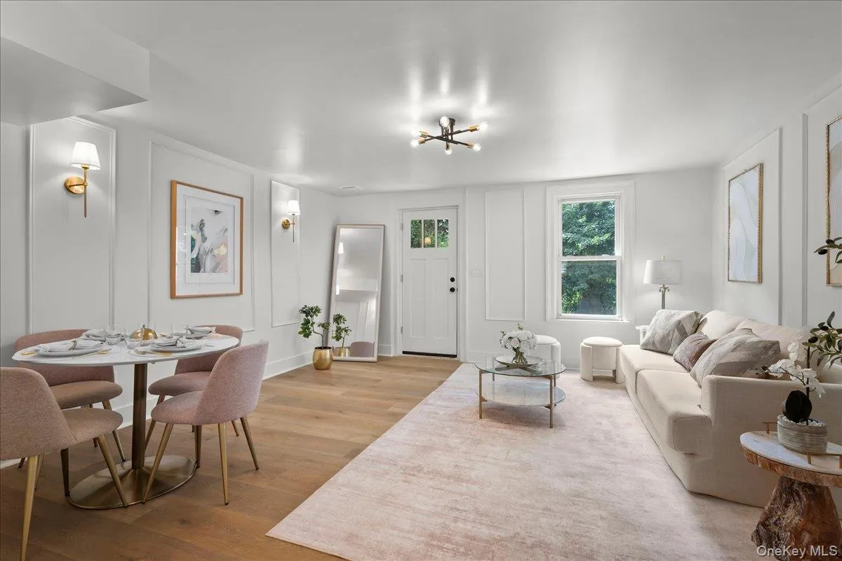 360 Western Highway, Orangetown, NY, 2 Bedrooms Bedrooms, 6 Rooms Rooms,2 BathroomsBathrooms,Residential Lease,For Rent,Western,0,1023522 360 Western Highway, Orangetown, NY, 2 Bedrooms Bedrooms, 6 Rooms Rooms,2 BathroomsBathrooms,Residential Lease,For Rent,Western,0,1023522