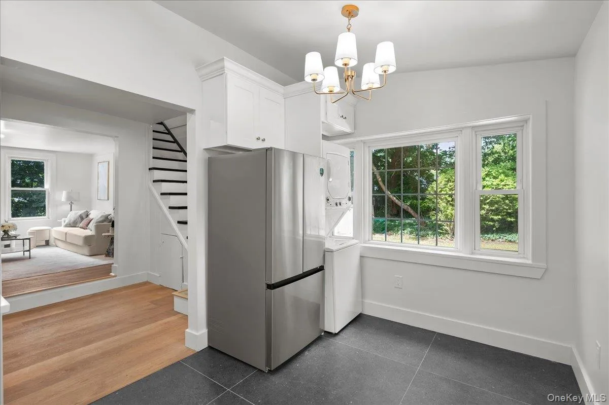 360 Western Highway, Orangetown, NY, 2 Bedrooms Bedrooms, 6 Rooms Rooms,2 BathroomsBathrooms,Residential Lease,For Rent,Western,0,1023522 360 Western Highway, Orangetown, NY, 2 Bedrooms Bedrooms, 6 Rooms Rooms,2 BathroomsBathrooms,Residential Lease,For Rent,Western,0,1023522