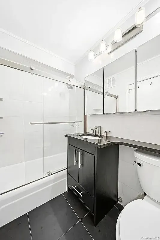370 76th Street, New York, NY, 1 Bedroom Bedrooms, 4 Rooms Rooms,1 BathroomBathrooms,Residential,For Rent,76th,0,1023525 370 76th Street, New York, NY, 1 Bedroom Bedrooms, 4 Rooms Rooms,1 BathroomBathrooms,Residential,For Rent,76th,0,1023525