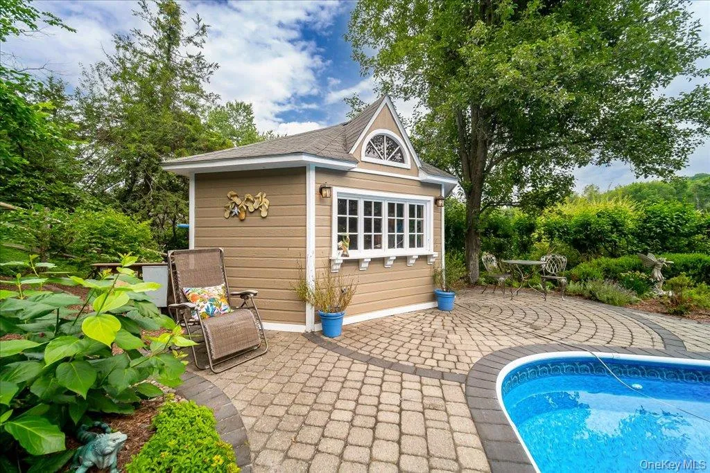 The pool house offers a variety of options. Currently being used as a pool storage area. The pool house offers a variety of options. Currently being used as a pool storage area.