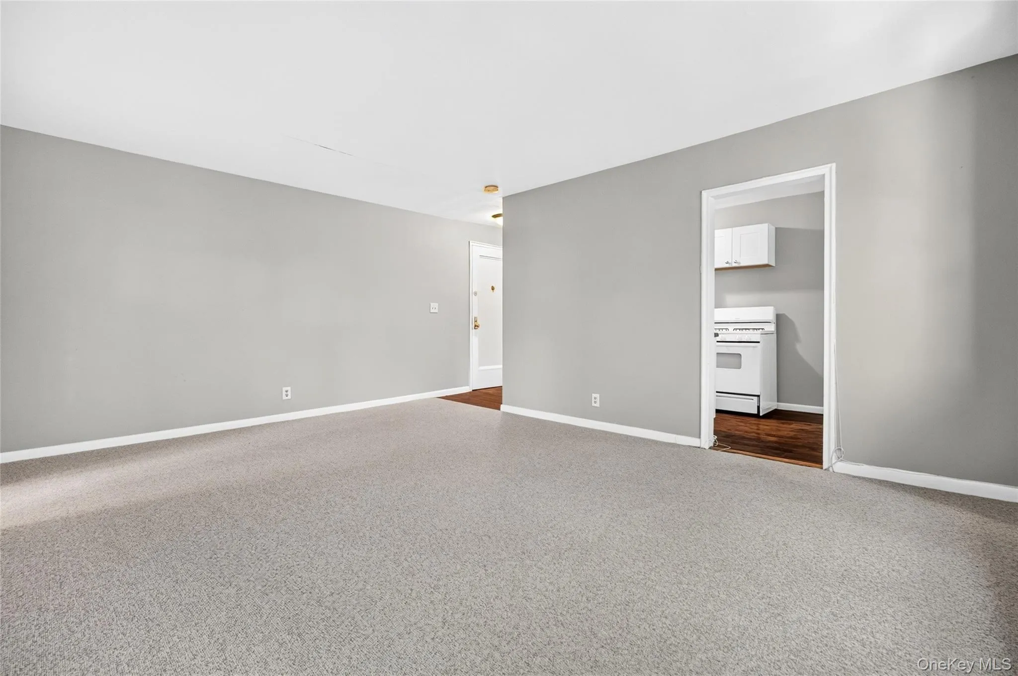 205 West Post Road, White Plains, NY, 1 Bedroom Bedrooms, 3 Rooms Rooms,1 BathroomBathrooms,Residential,For Rent,West Post,0,1023529 205 West Post Road, White Plains, NY, 1 Bedroom Bedrooms, 3 Rooms Rooms,1 BathroomBathrooms,Residential,For Rent,West Post,0,1023529