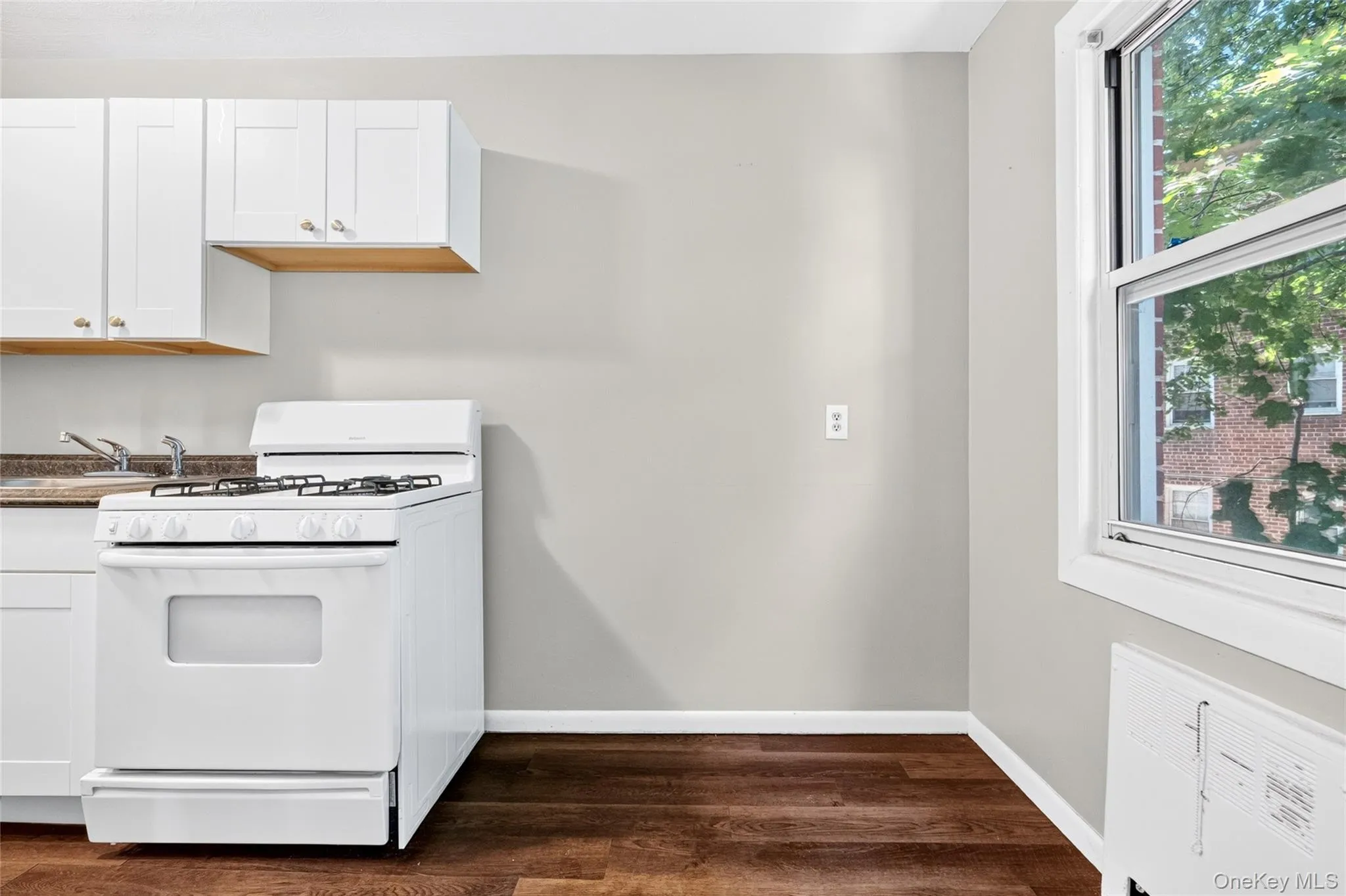 205 West Post Road, White Plains, NY, 1 Bedroom Bedrooms, 3 Rooms Rooms,1 BathroomBathrooms,Residential,For Rent,West Post,0,1023529 205 West Post Road, White Plains, NY, 1 Bedroom Bedrooms, 3 Rooms Rooms,1 BathroomBathrooms,Residential,For Rent,West Post,0,1023529