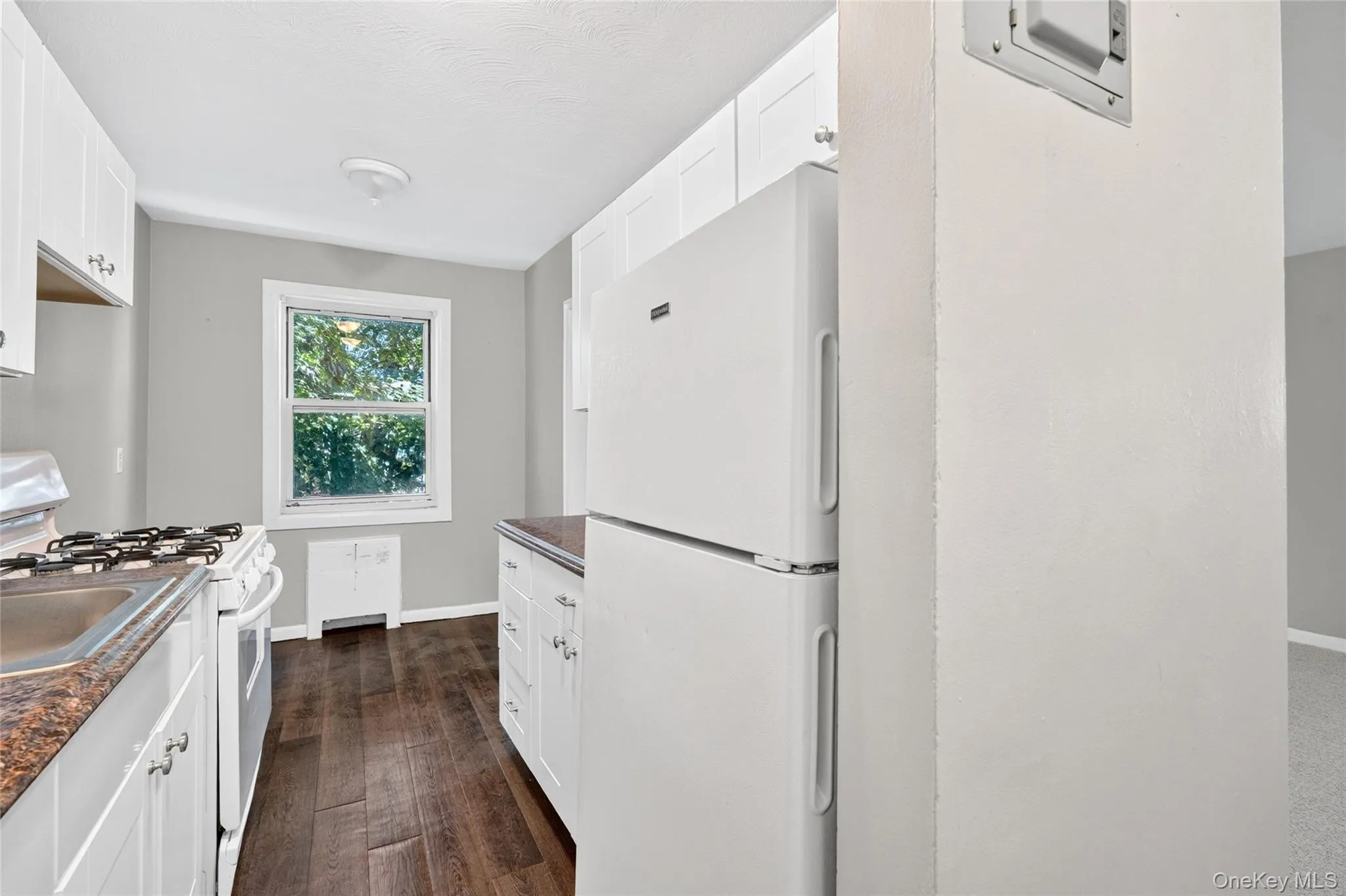205 West Post Road, White Plains, NY, 1 Bedroom Bedrooms, 3 Rooms Rooms,1 BathroomBathrooms,Residential,For Rent,West Post,0,1023529 205 West Post Road, White Plains, NY, 1 Bedroom Bedrooms, 3 Rooms Rooms,1 BathroomBathrooms,Residential,For Rent,West Post,0,1023529